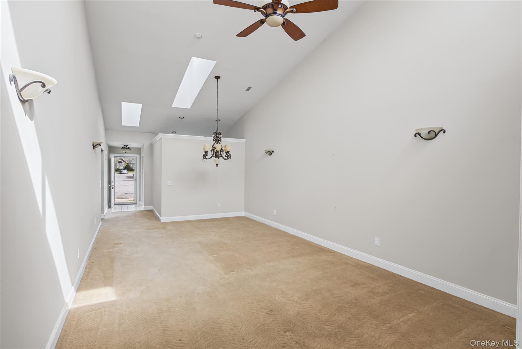 65 Eric Drive Property Photo 17