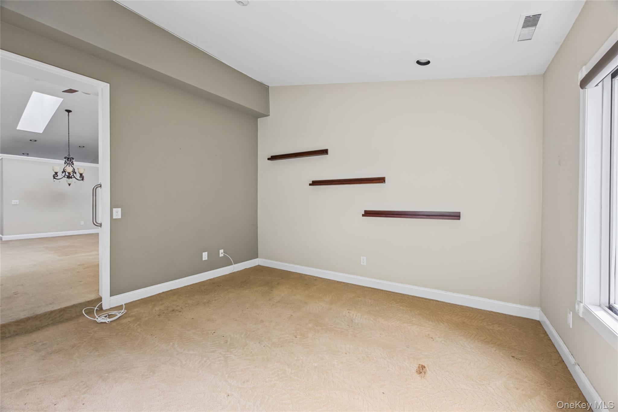 65 Eric Drive Property Photo 20