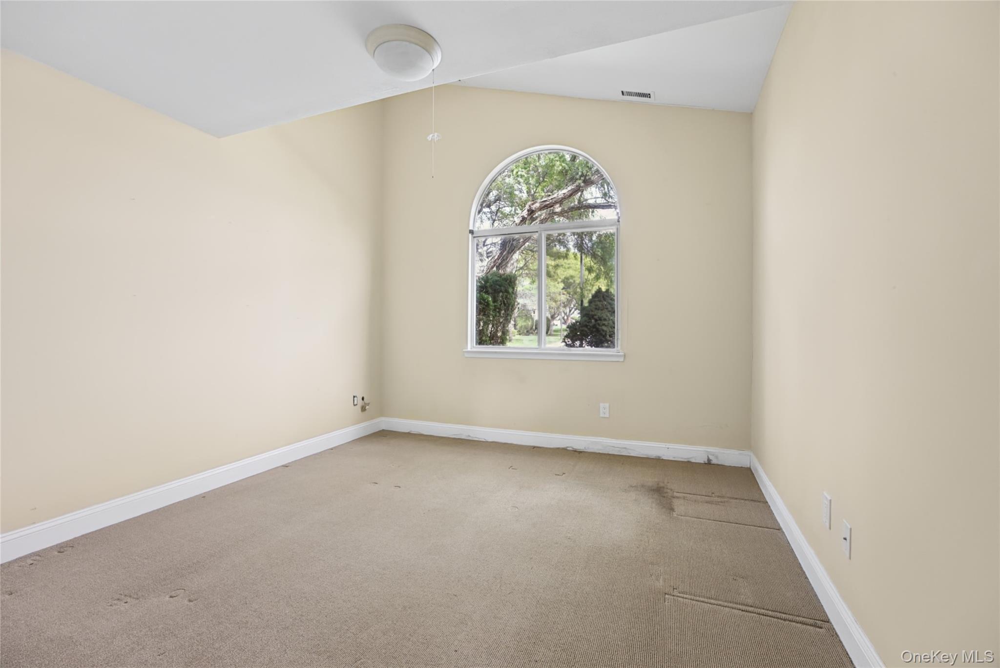 65 Eric Drive Property Photo 27