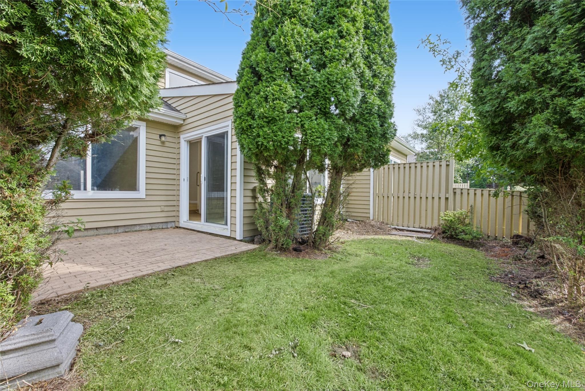 65 Eric Drive Property Photo 33