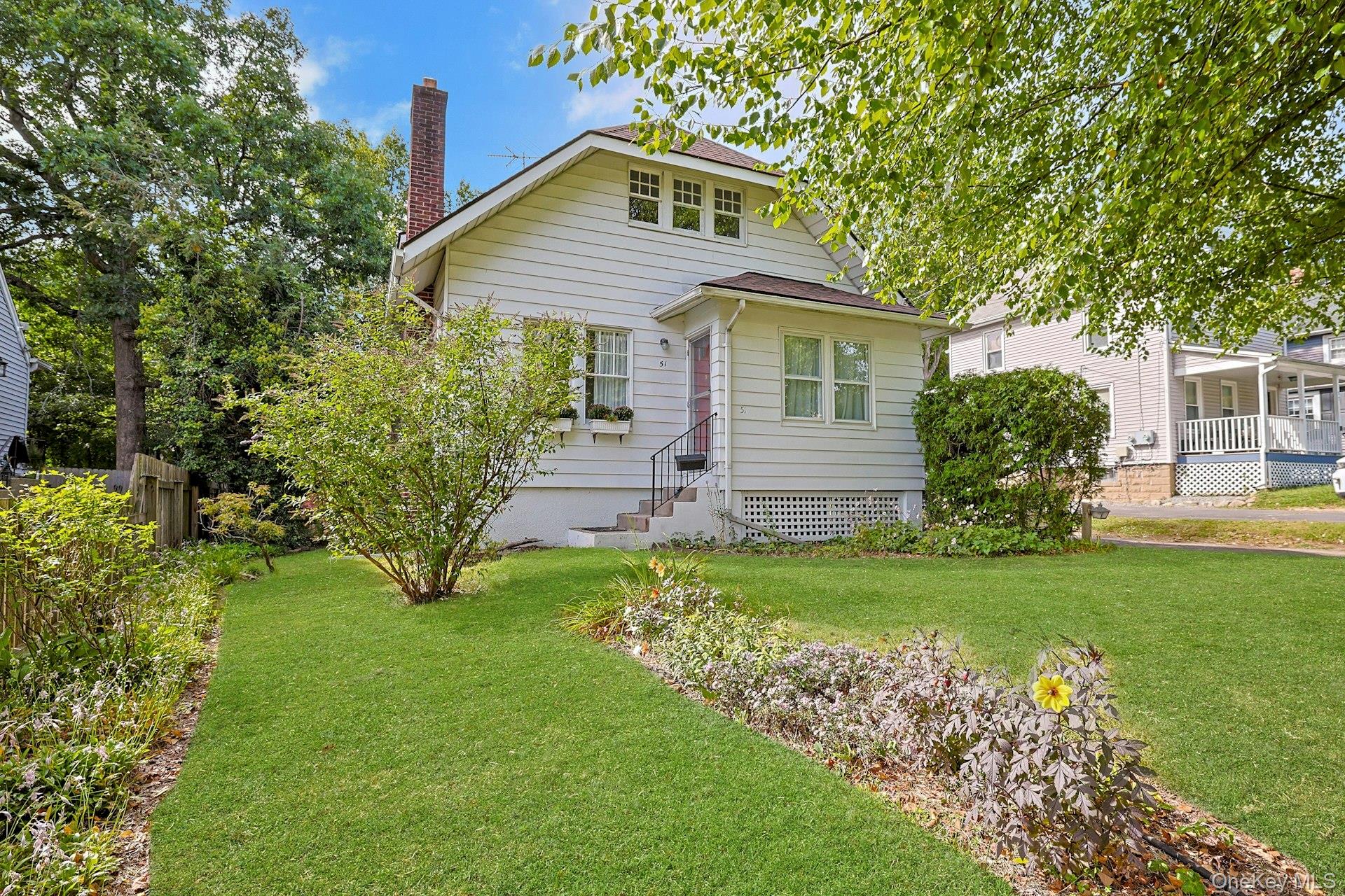 51 Roosevelt Street Property Photo 1