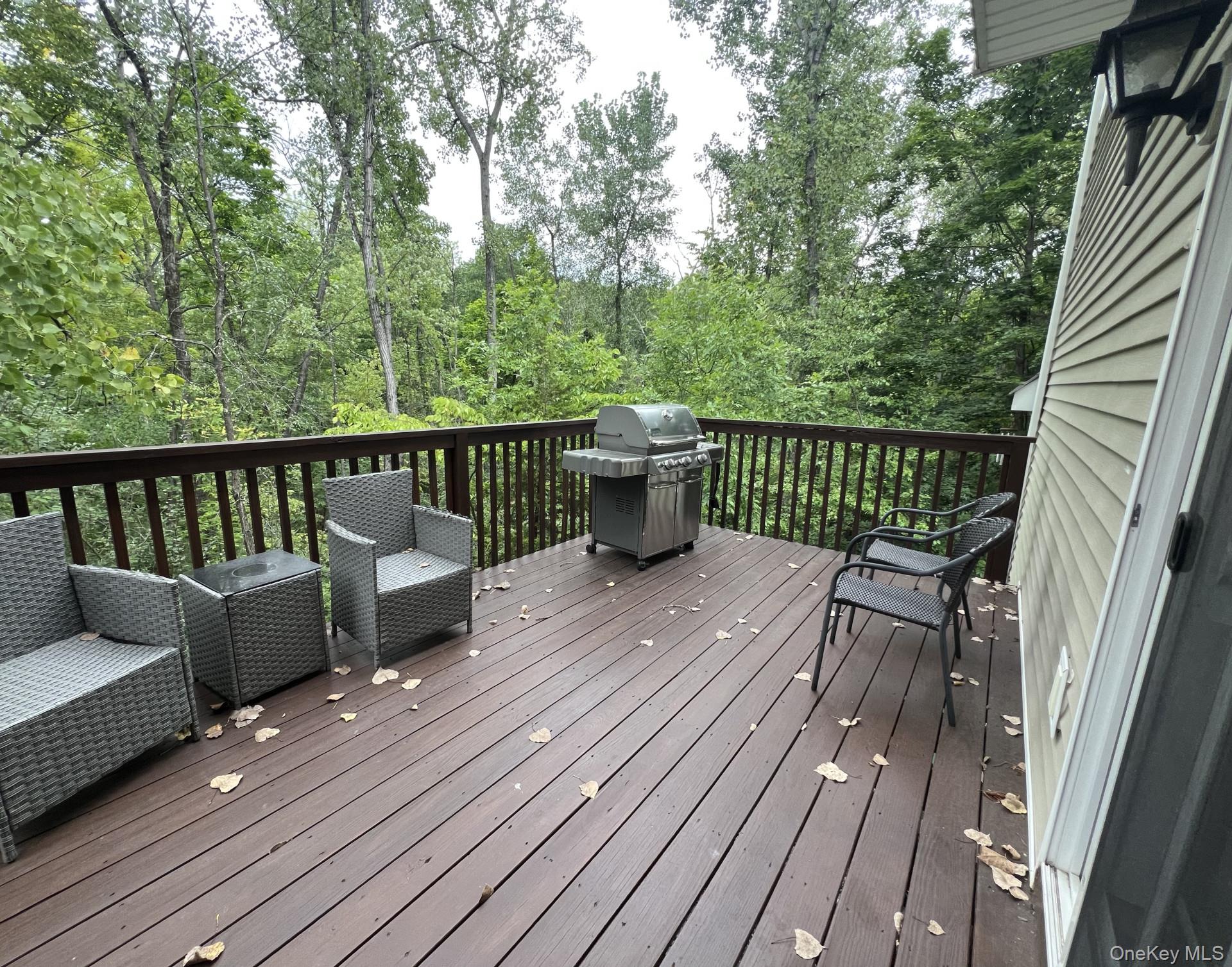 2 Seeley Bull Street Property Photo 7