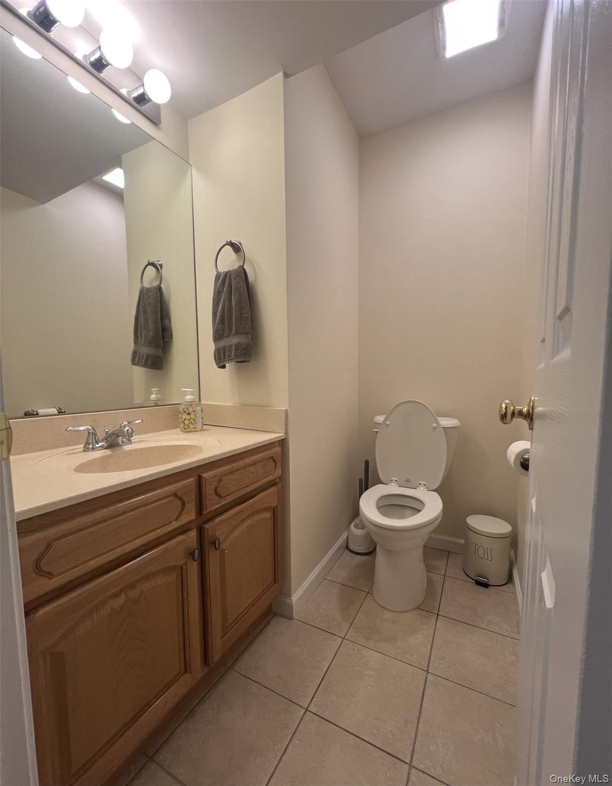 2 Seeley Bull Street Property Photo 14