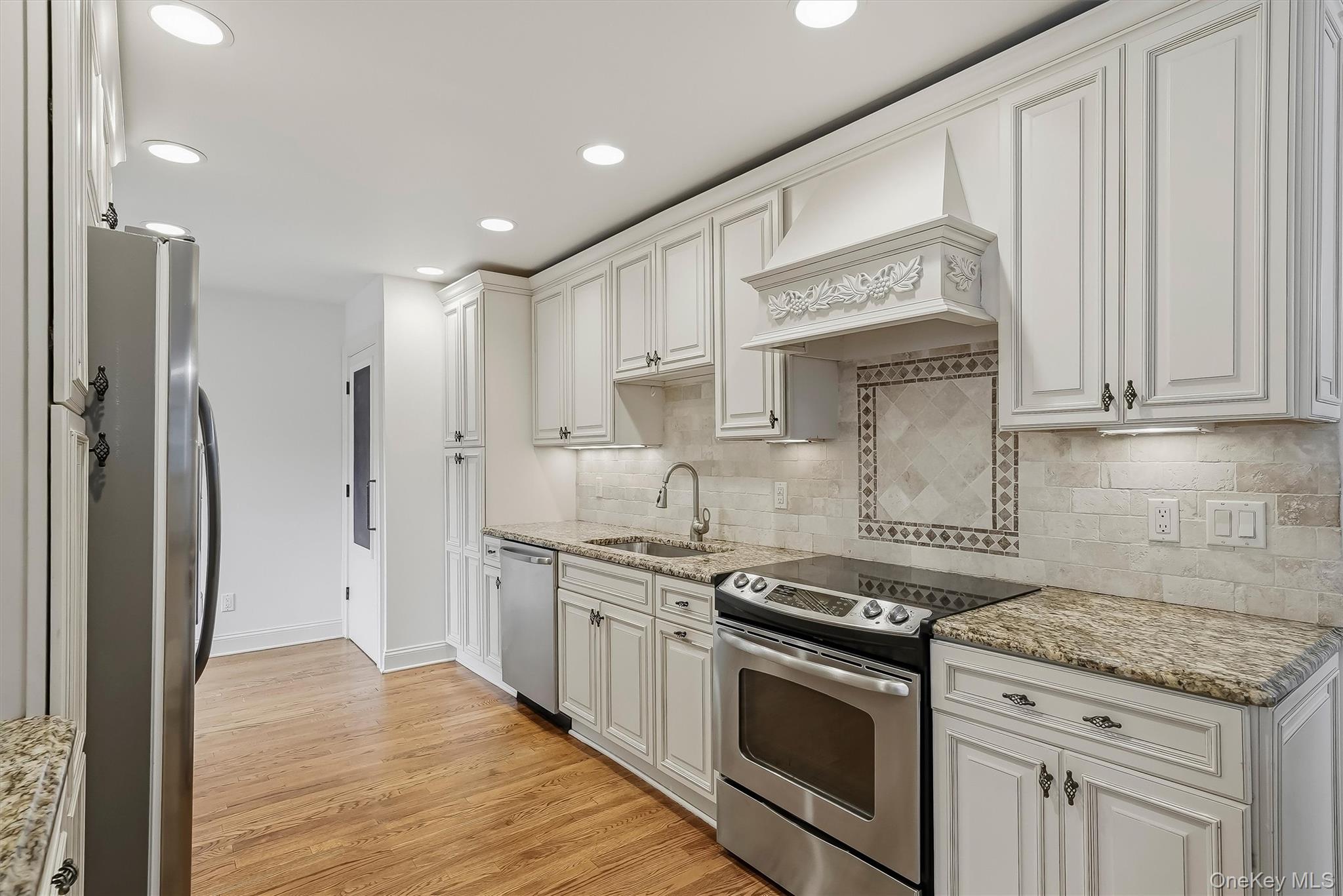 83 Edgepark Road Property Photo 16
