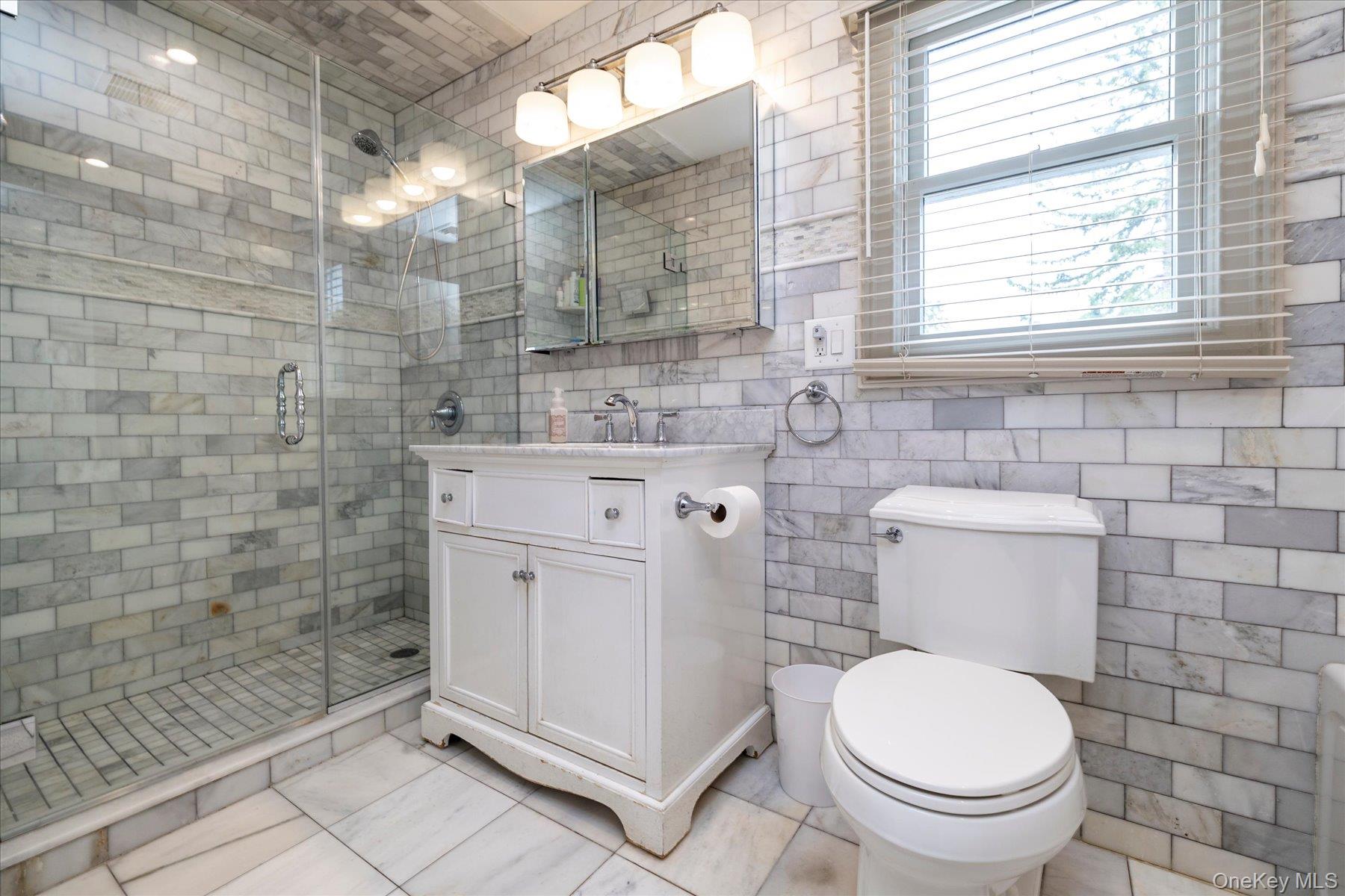 2126 Howell Street Property Photo 27