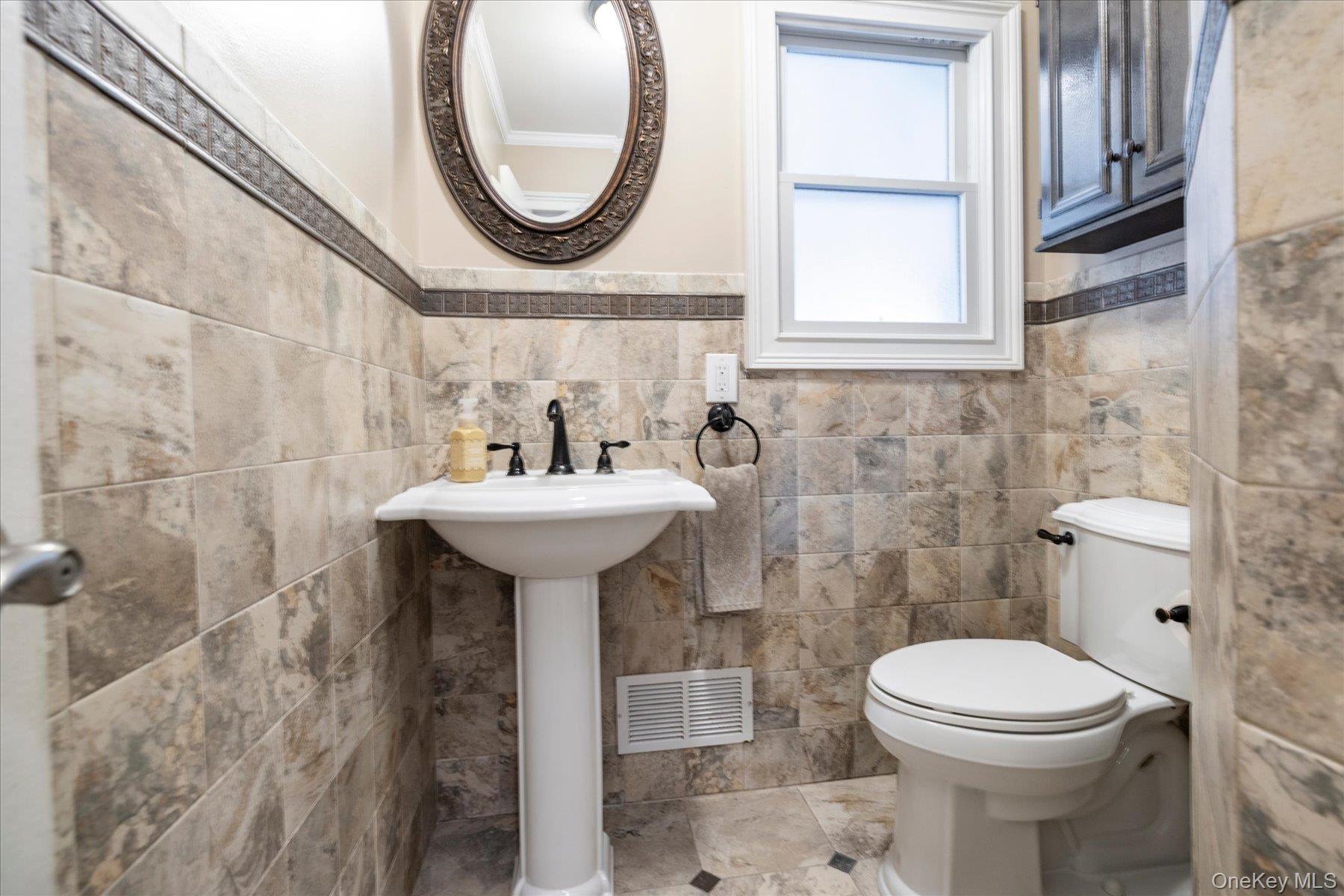 2126 Howell Street Property Photo 29