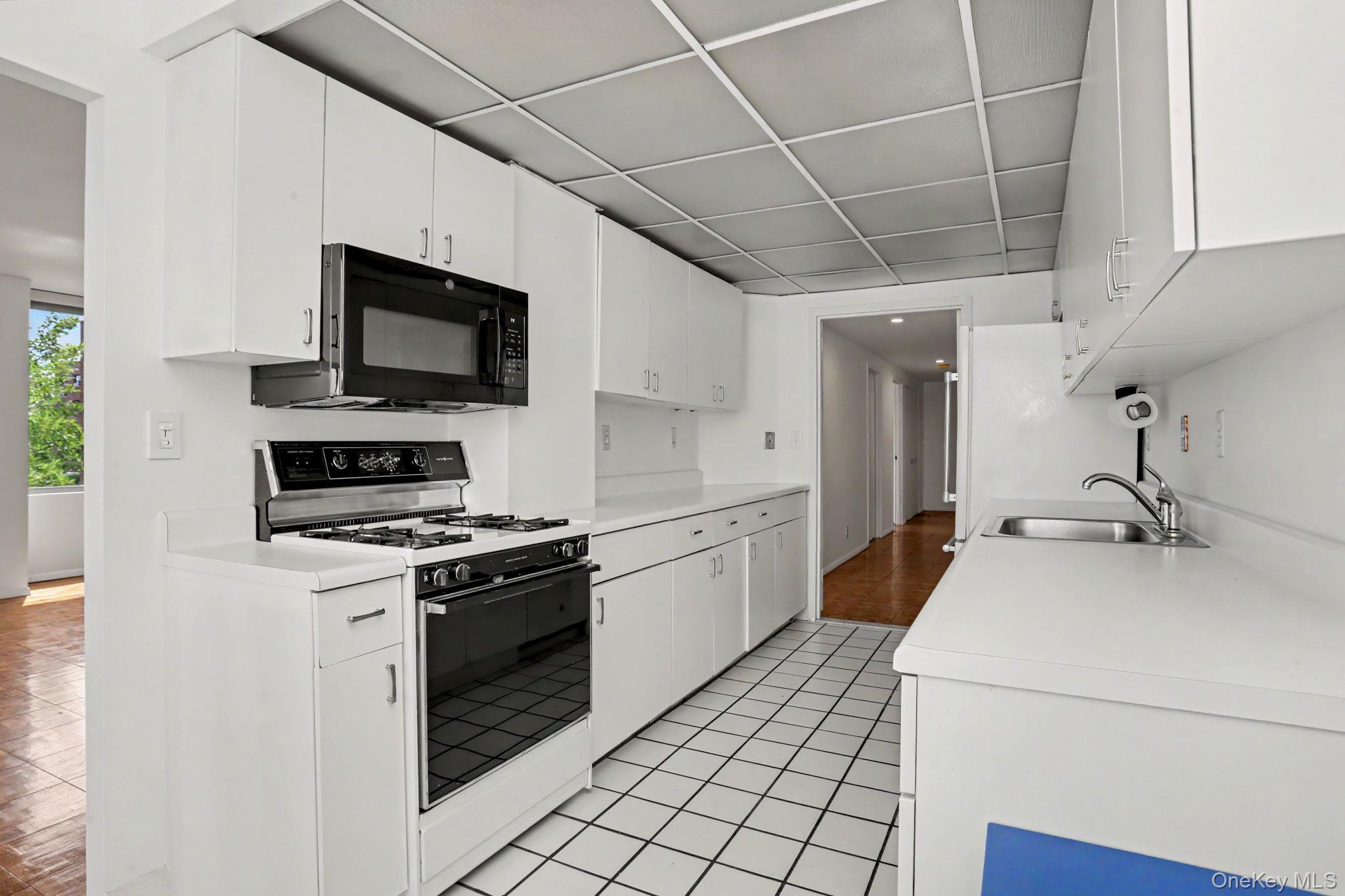 18 Shady Glen Court 403 Property Photo 8