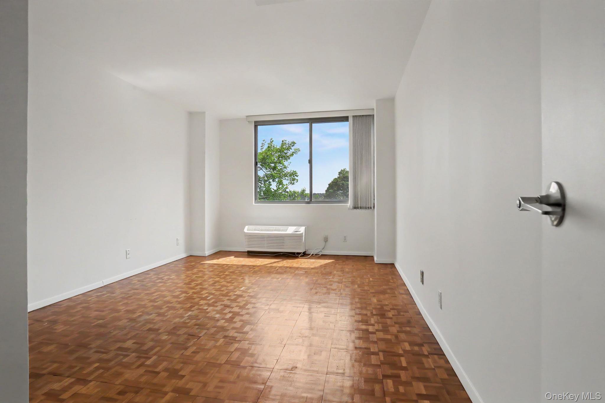 18 Shady Glen Court 403 Property Photo 19