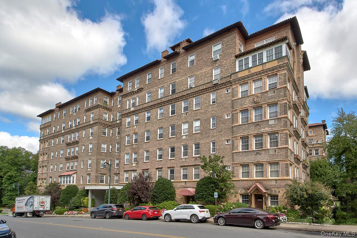 16 N Chatsworth Avenue 311 Property Photo 1