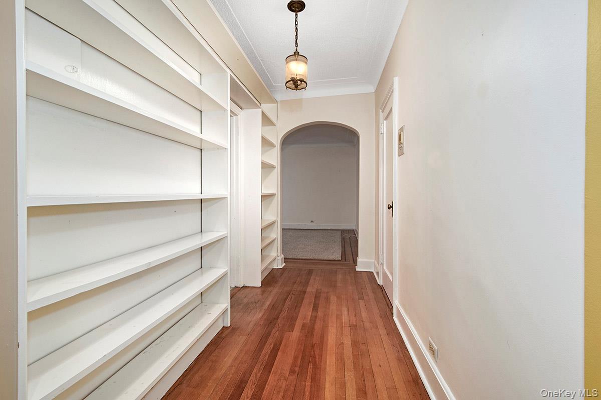 16 N Chatsworth Avenue 311 Property Photo 7