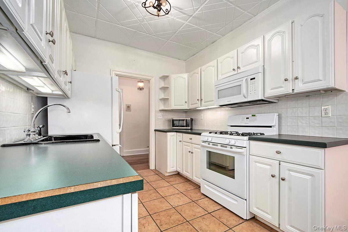 16 N Chatsworth Avenue 311 Property Photo 12