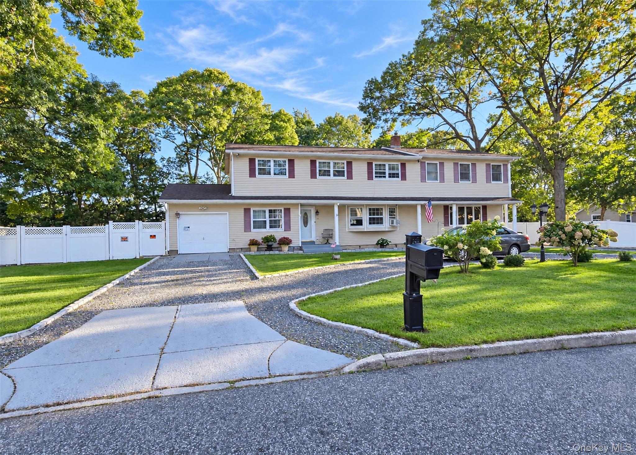 10 Maria Court Property Photo 1