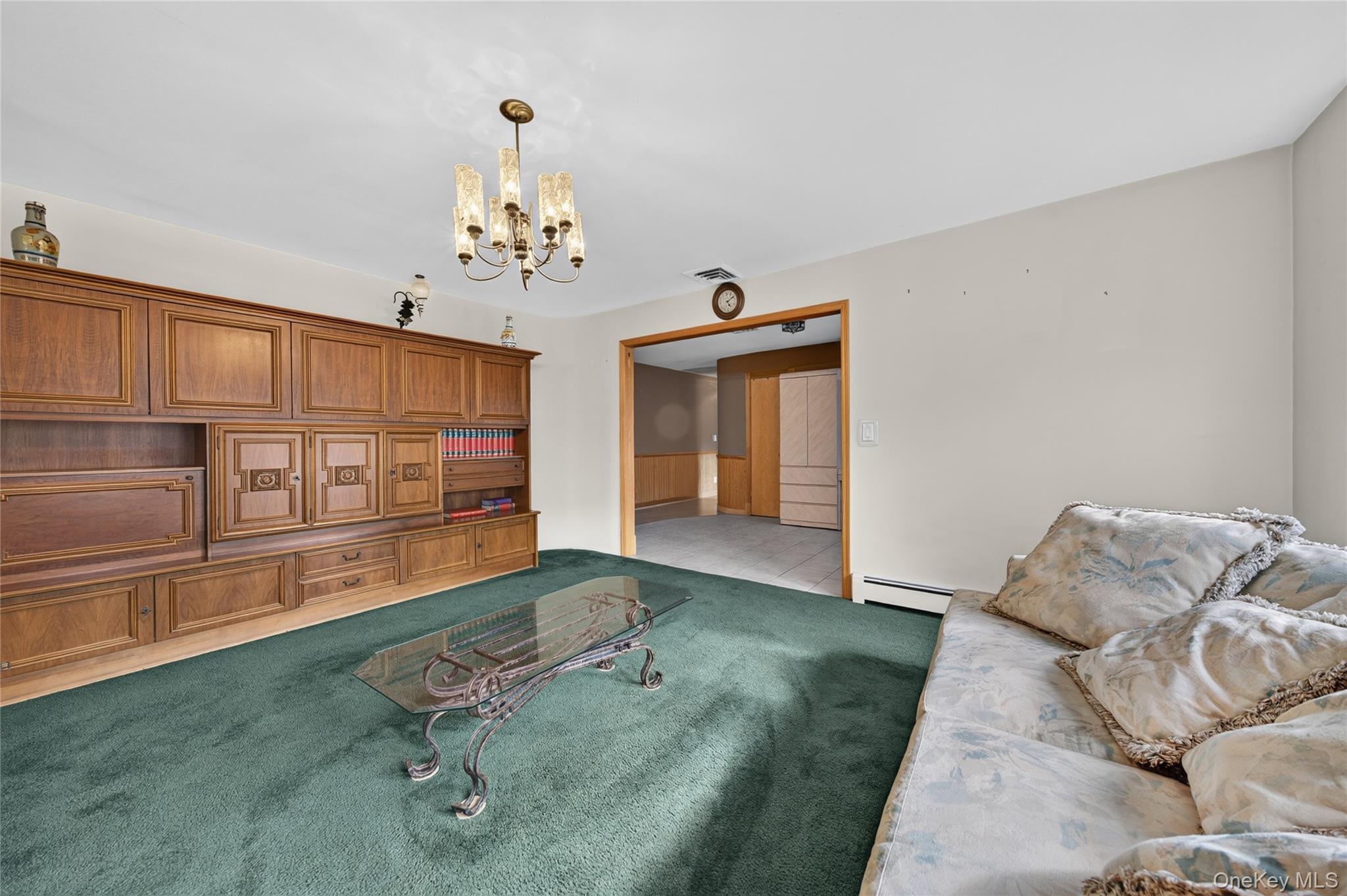 9 Groton Lane Property Photo 10
