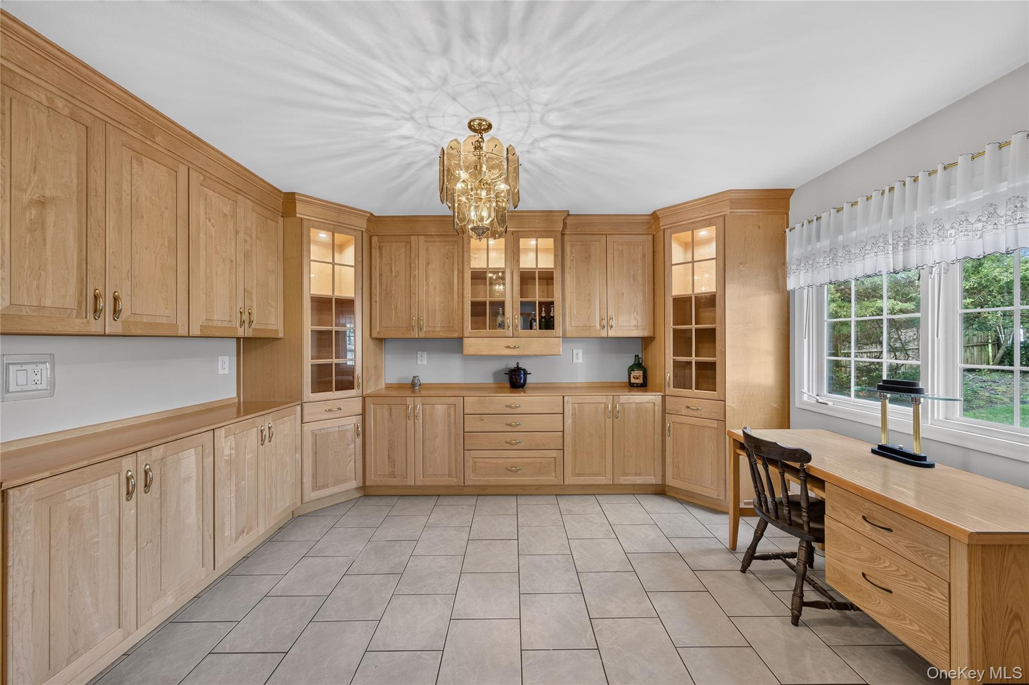 9 Groton Lane Property Photo 16