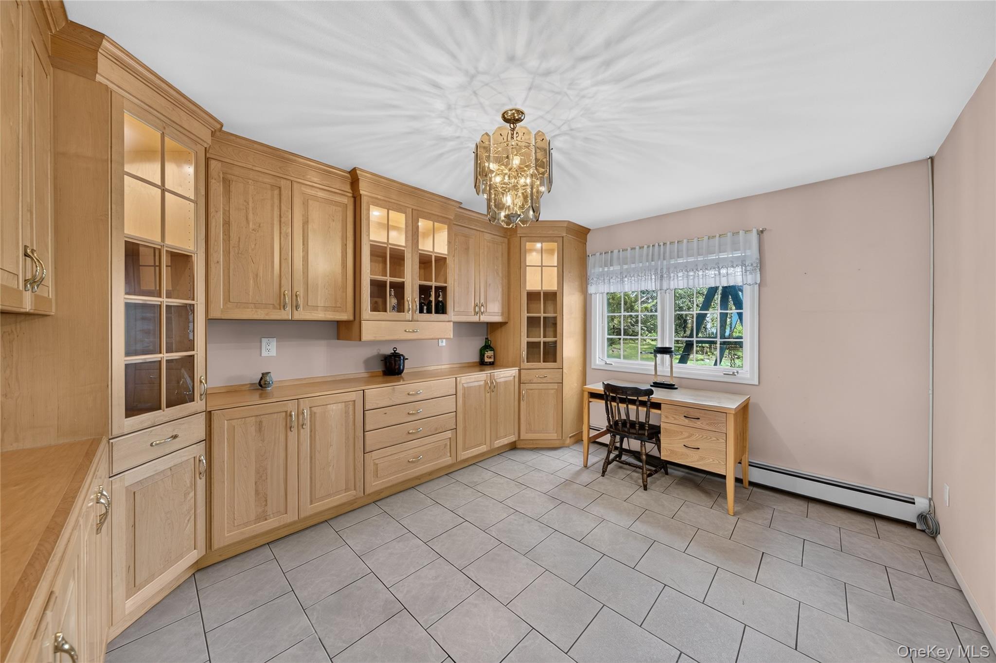 9 Groton Lane Property Photo 17