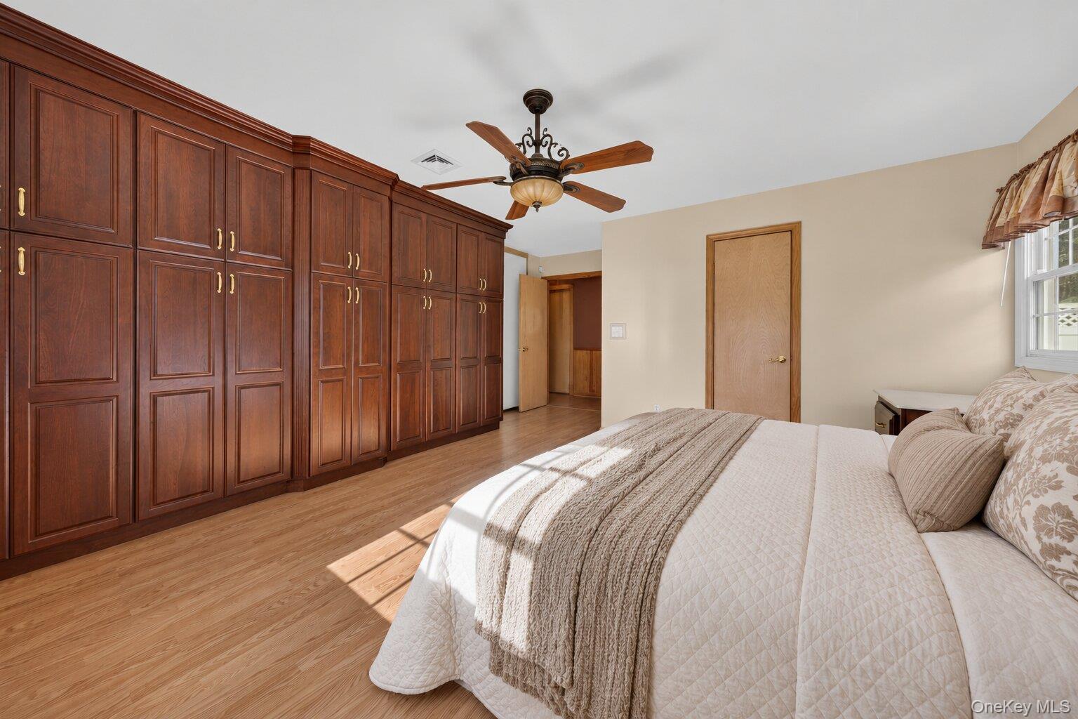 9 Groton Lane Property Photo 22