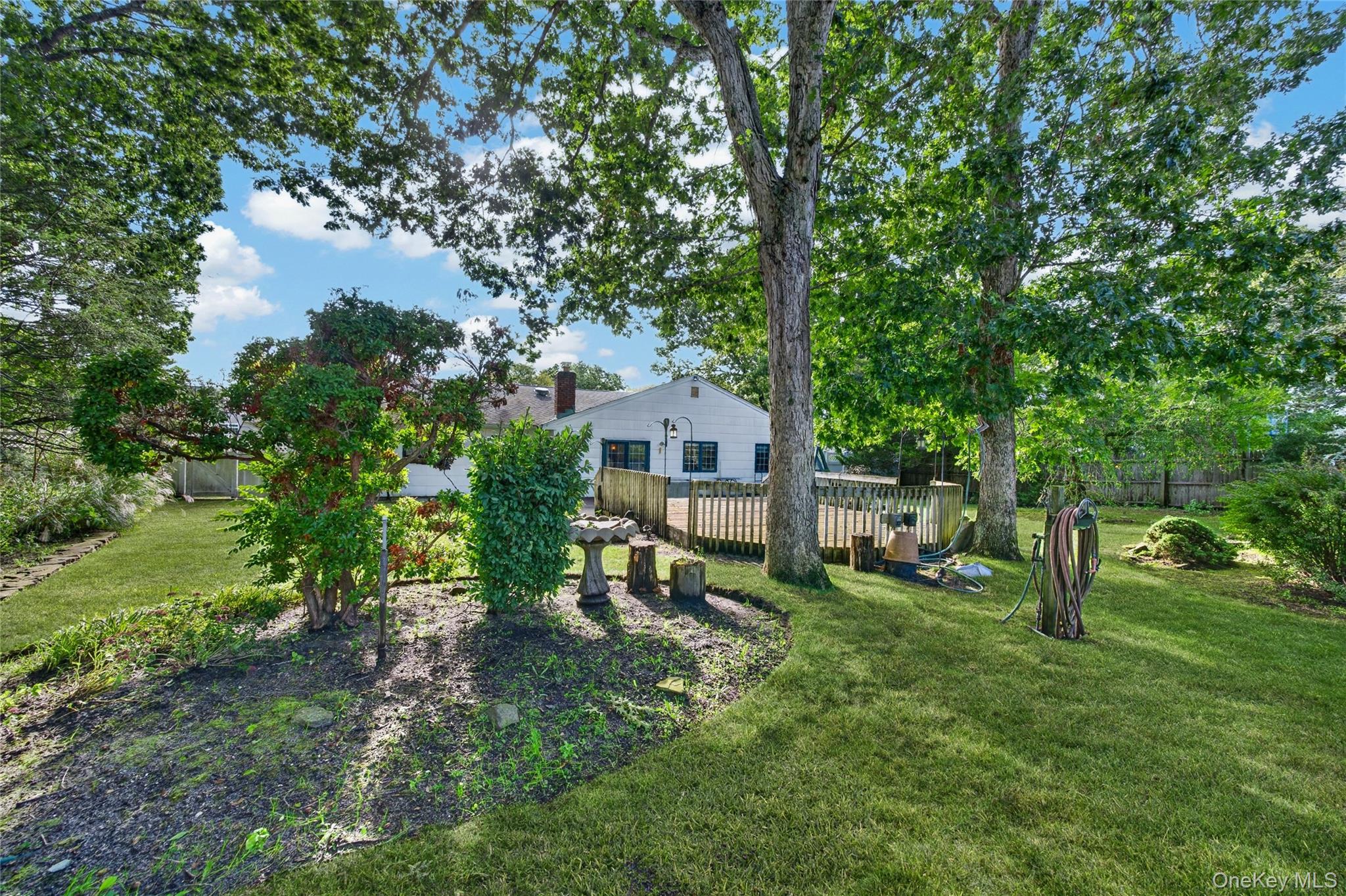 9 Groton Lane Property Photo 34