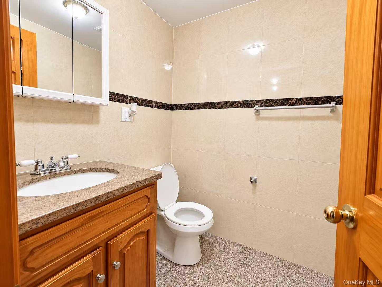 104-61 38th Avenue 1b Property Photo 8