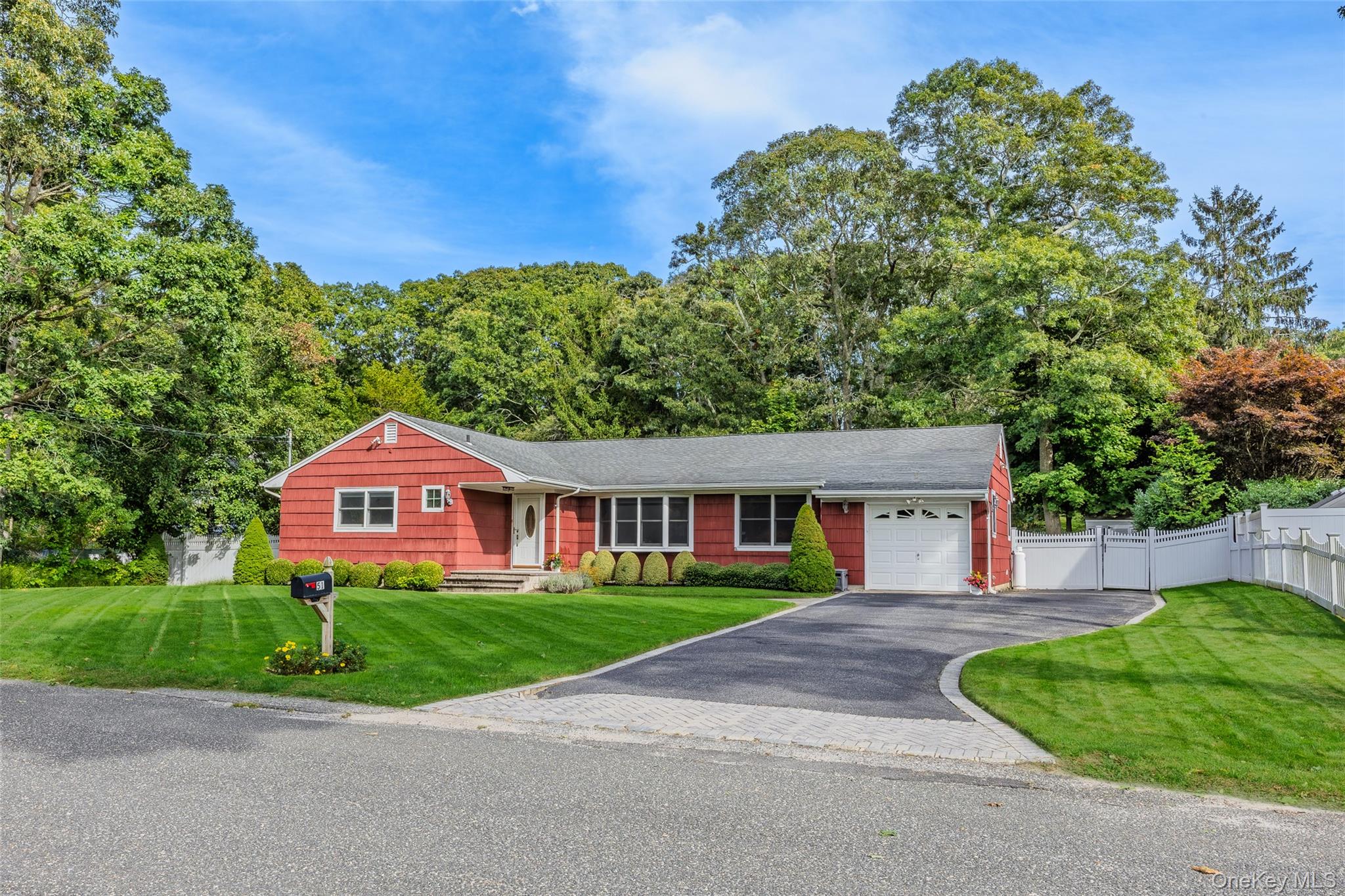51 Beachfern Road Property Photo 1