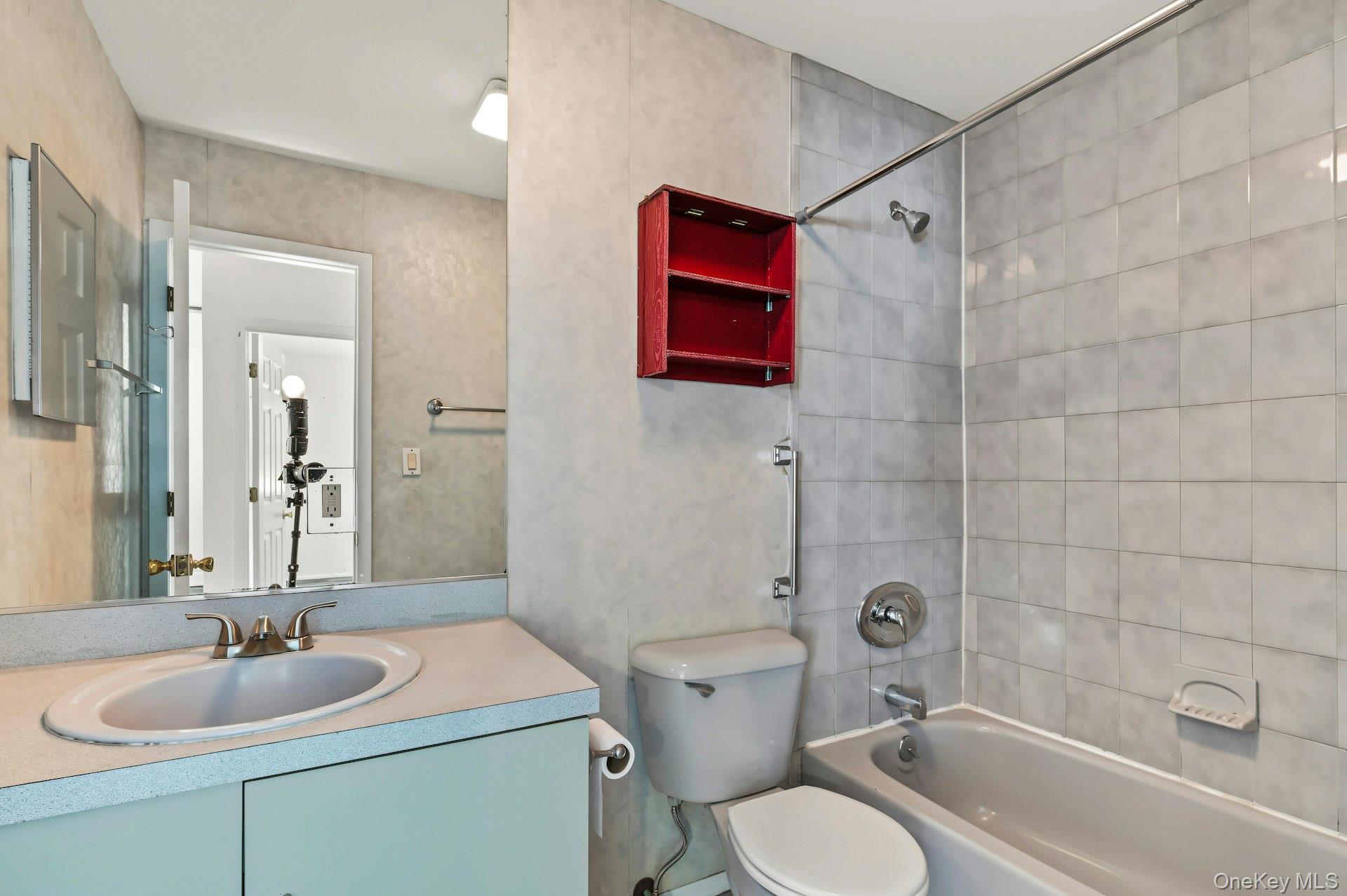 26 Layton Lane Property Photo 28