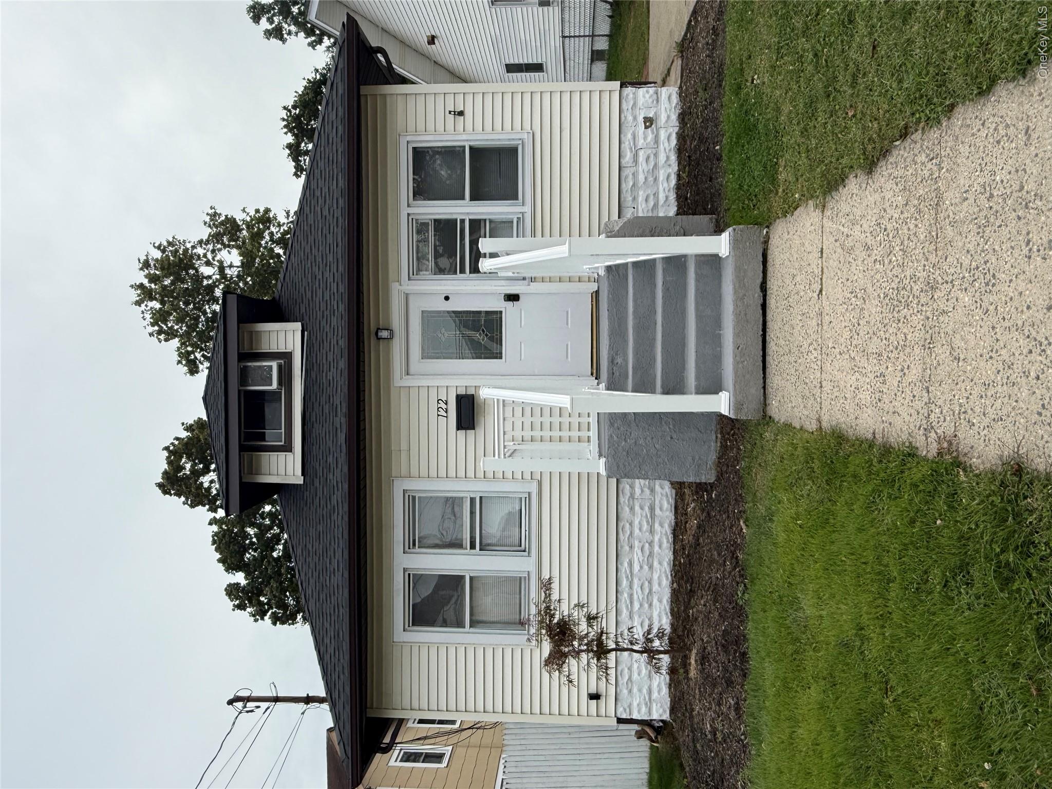 122 Dehnhoff Avenue Property Photo 1