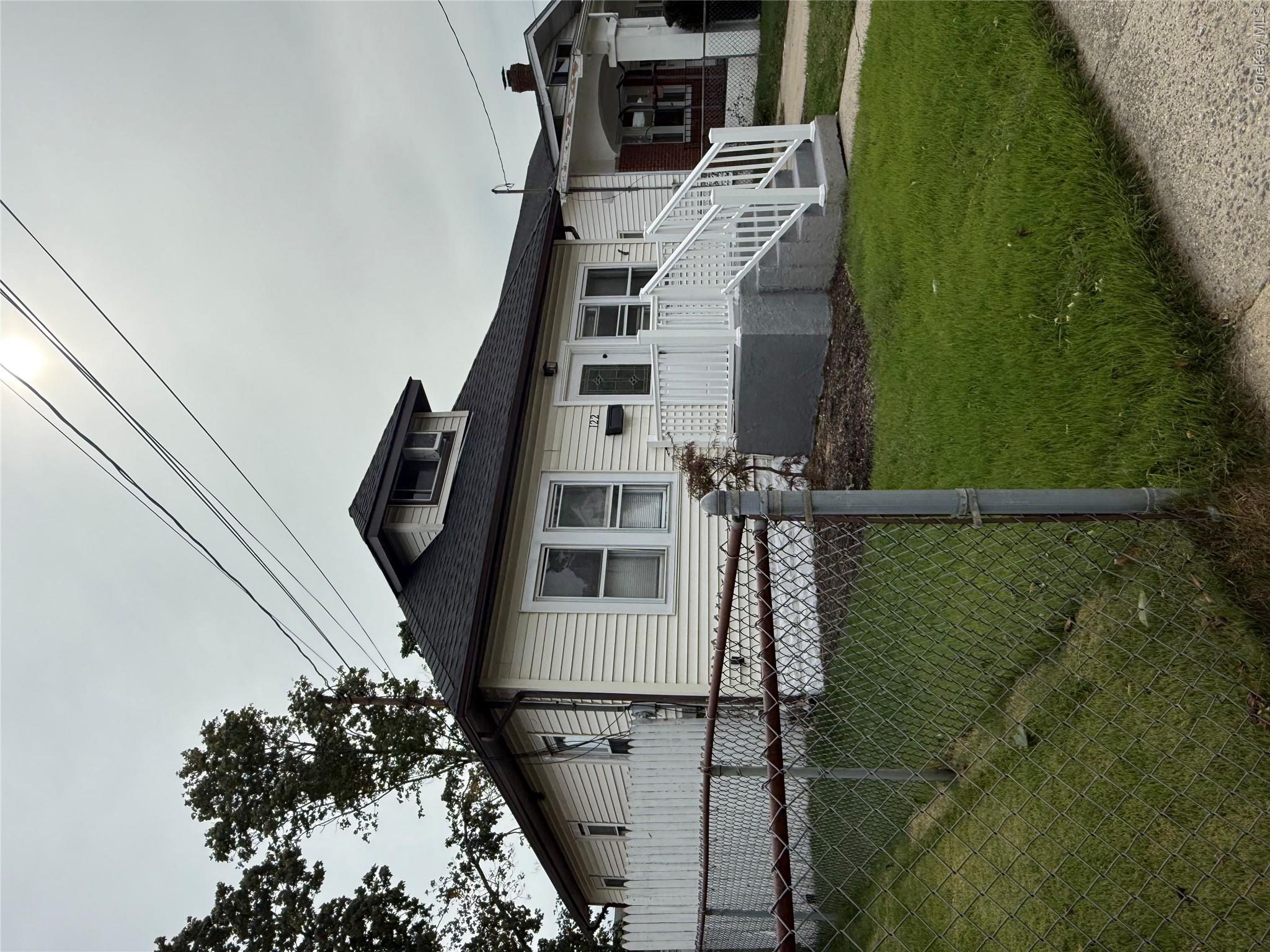 122 Dehnhoff Avenue Property Photo 3