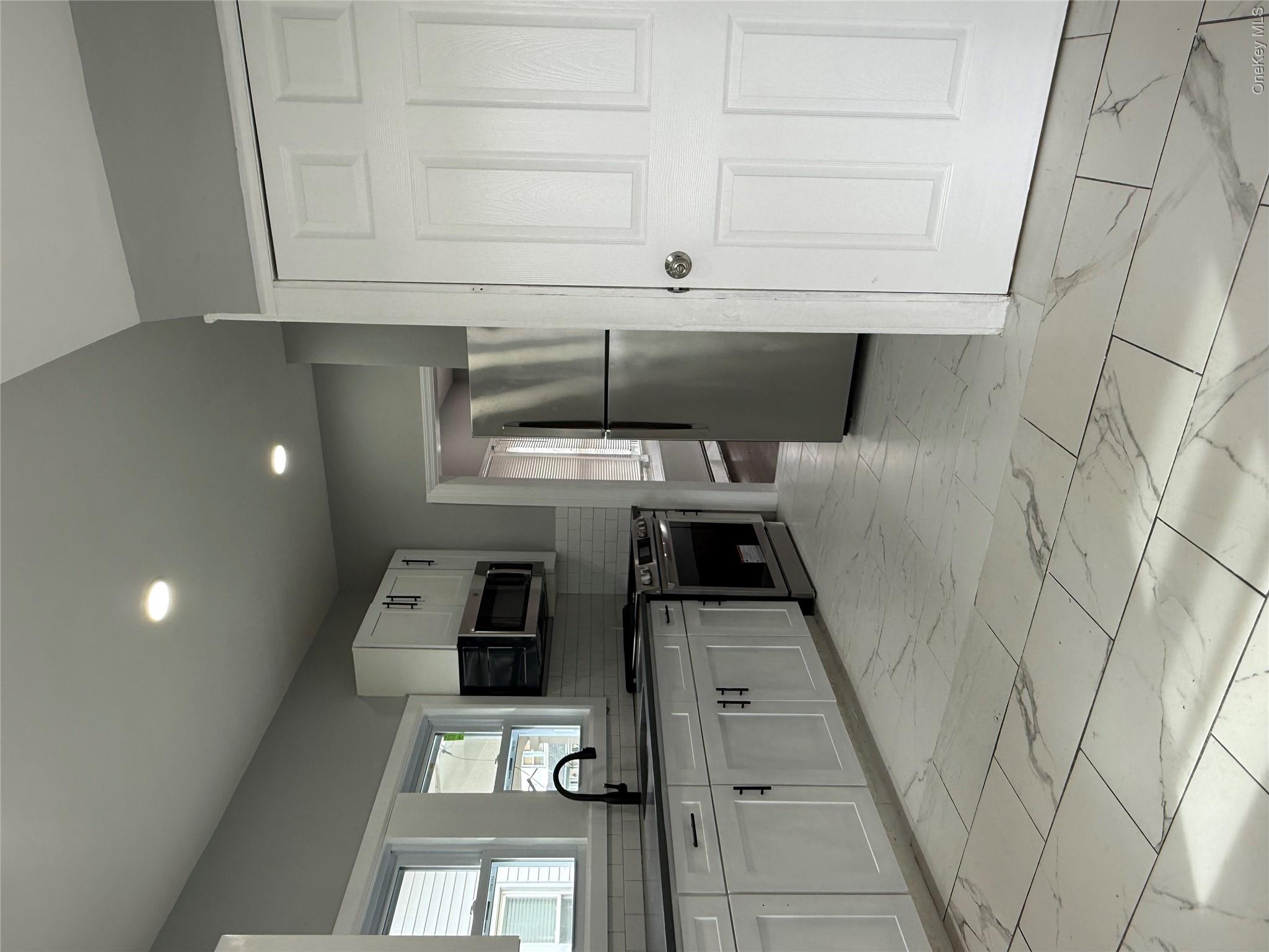 122 Dehnhoff Avenue Property Photo 12