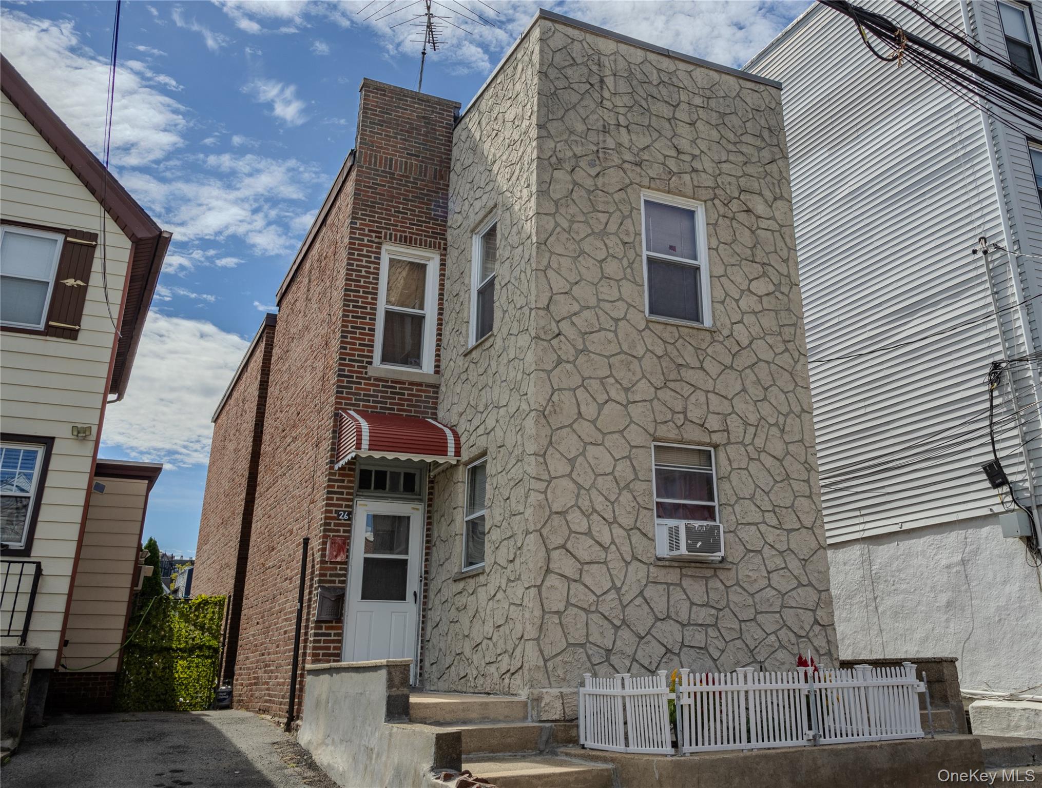 26 Villa Avenue Property Photo 2