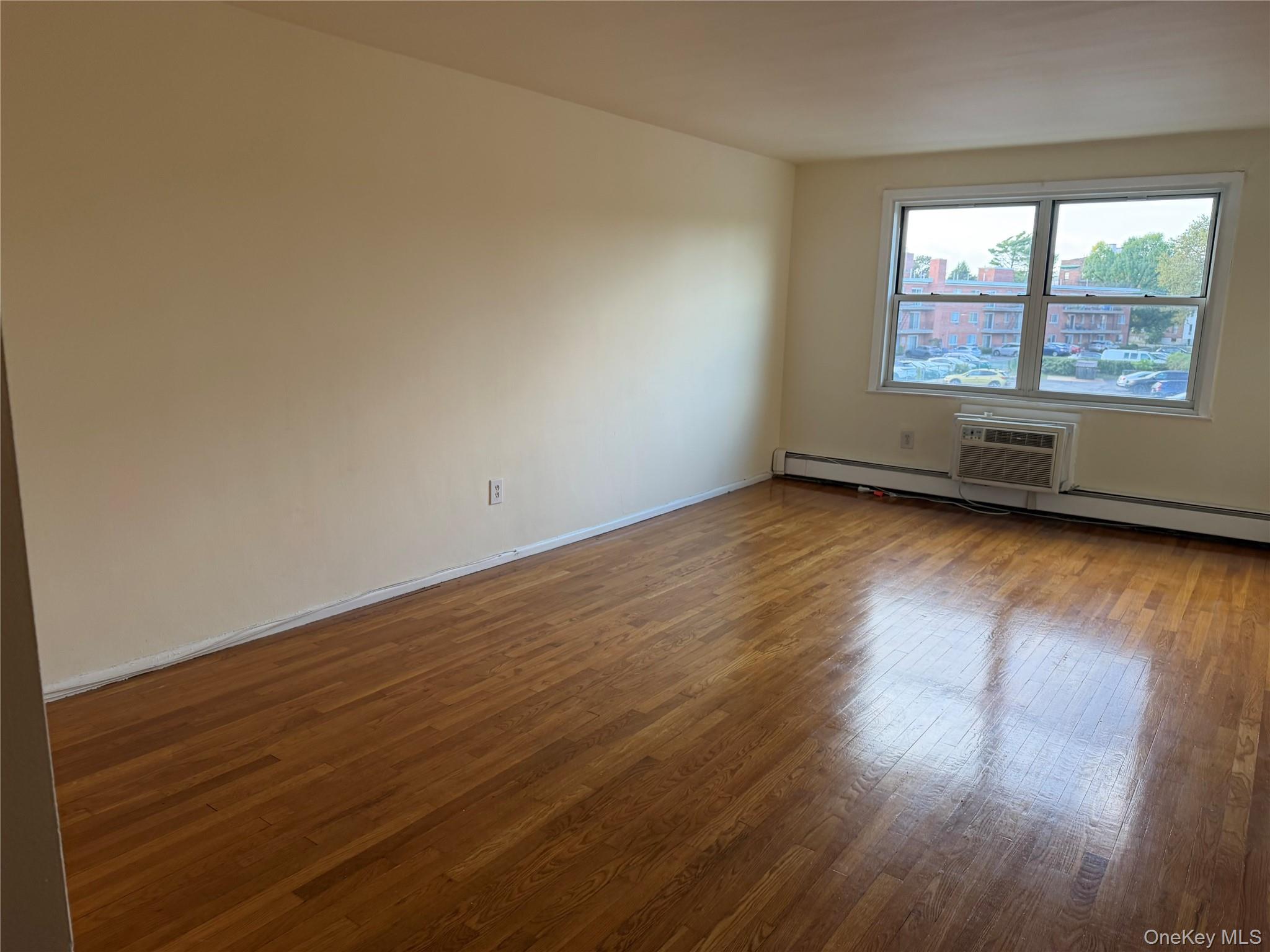 120 S Park Avenue 2-b Property Photo 5