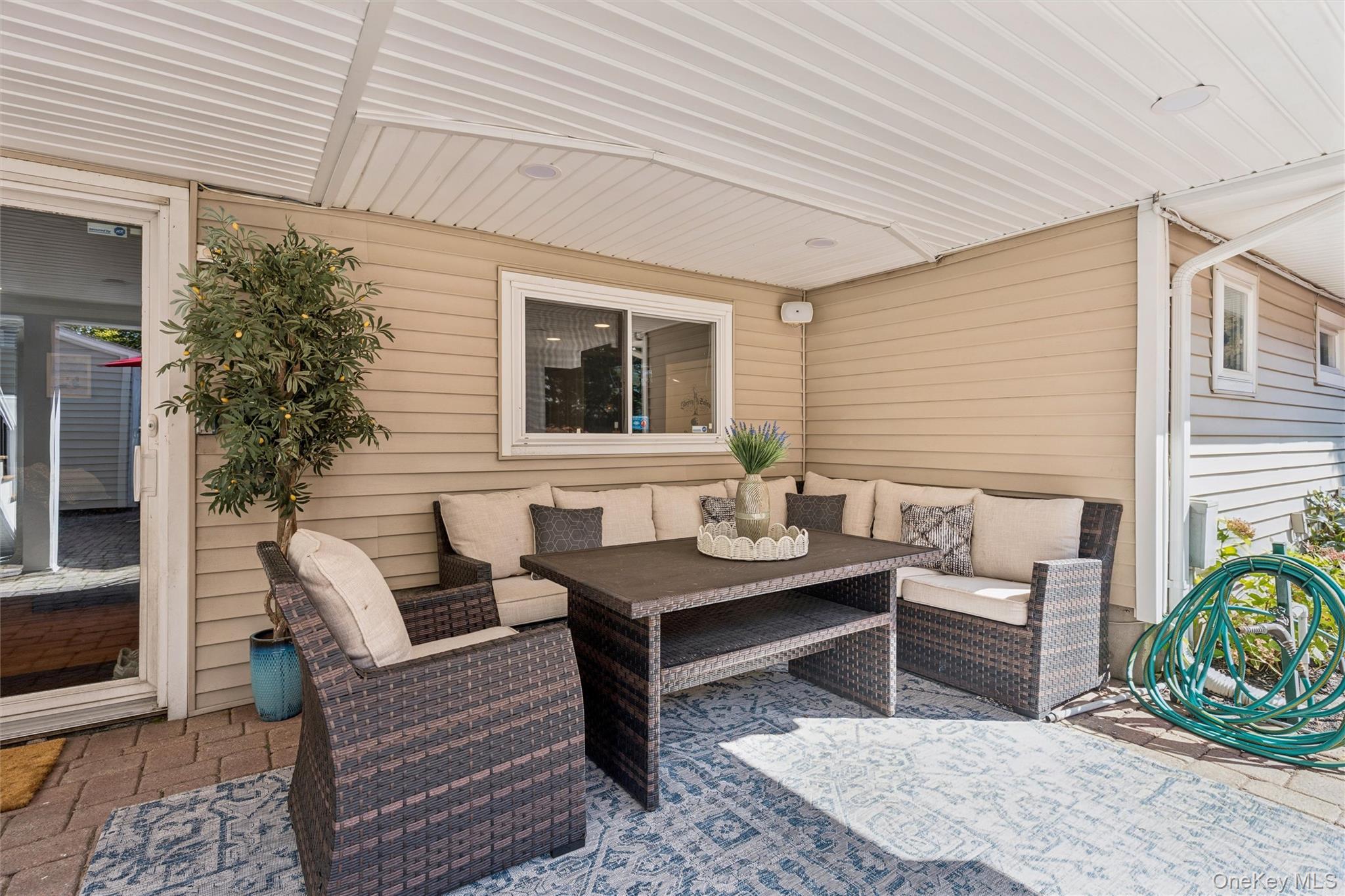 1650 James Street Property Photo 8