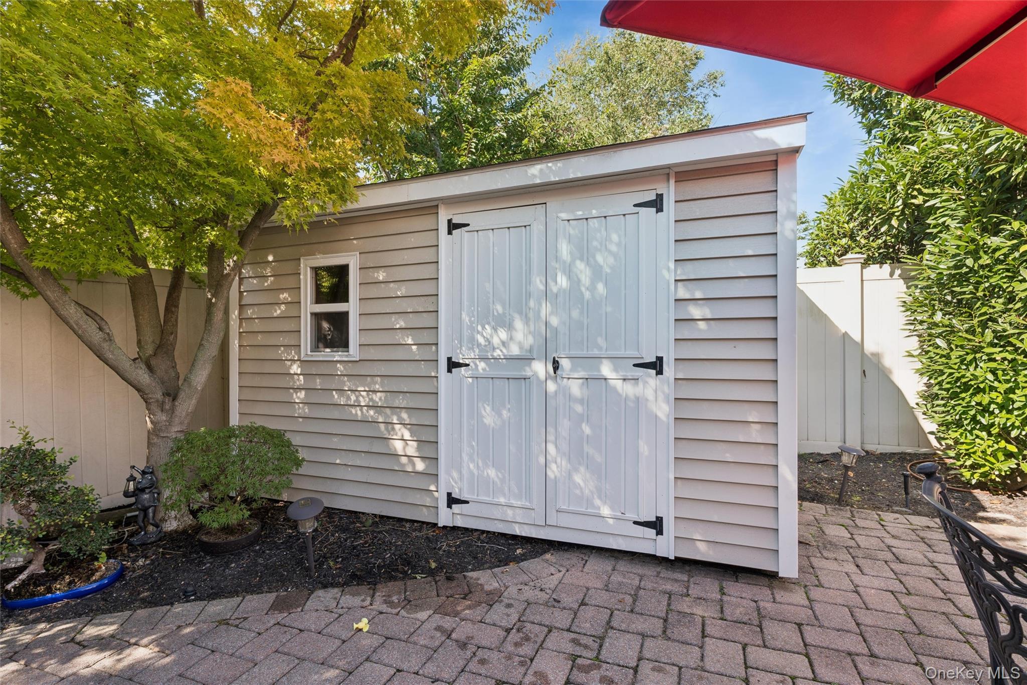 1650 James Street Property Photo 39
