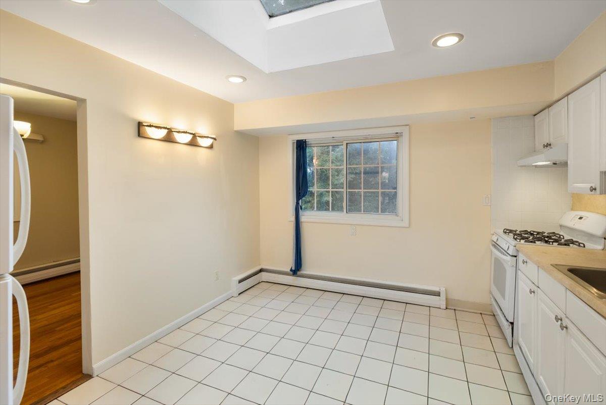 22 Cedar Street Property Photo 10