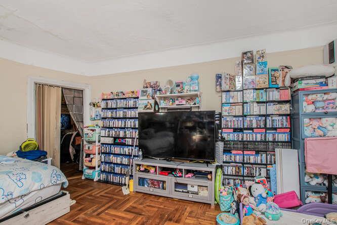 3230 Cruger Avenue 4e Property Photo 10