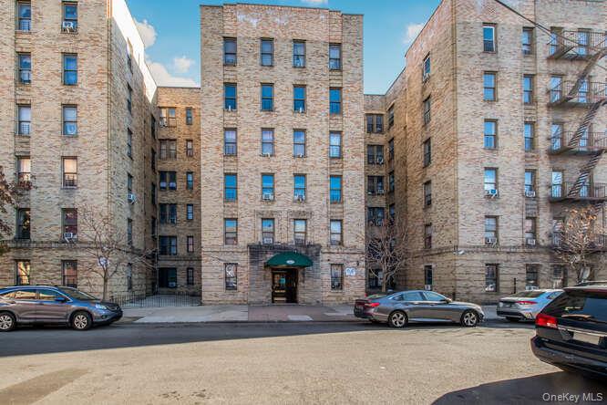3230 Cruger Avenue 6G Property Photo 1