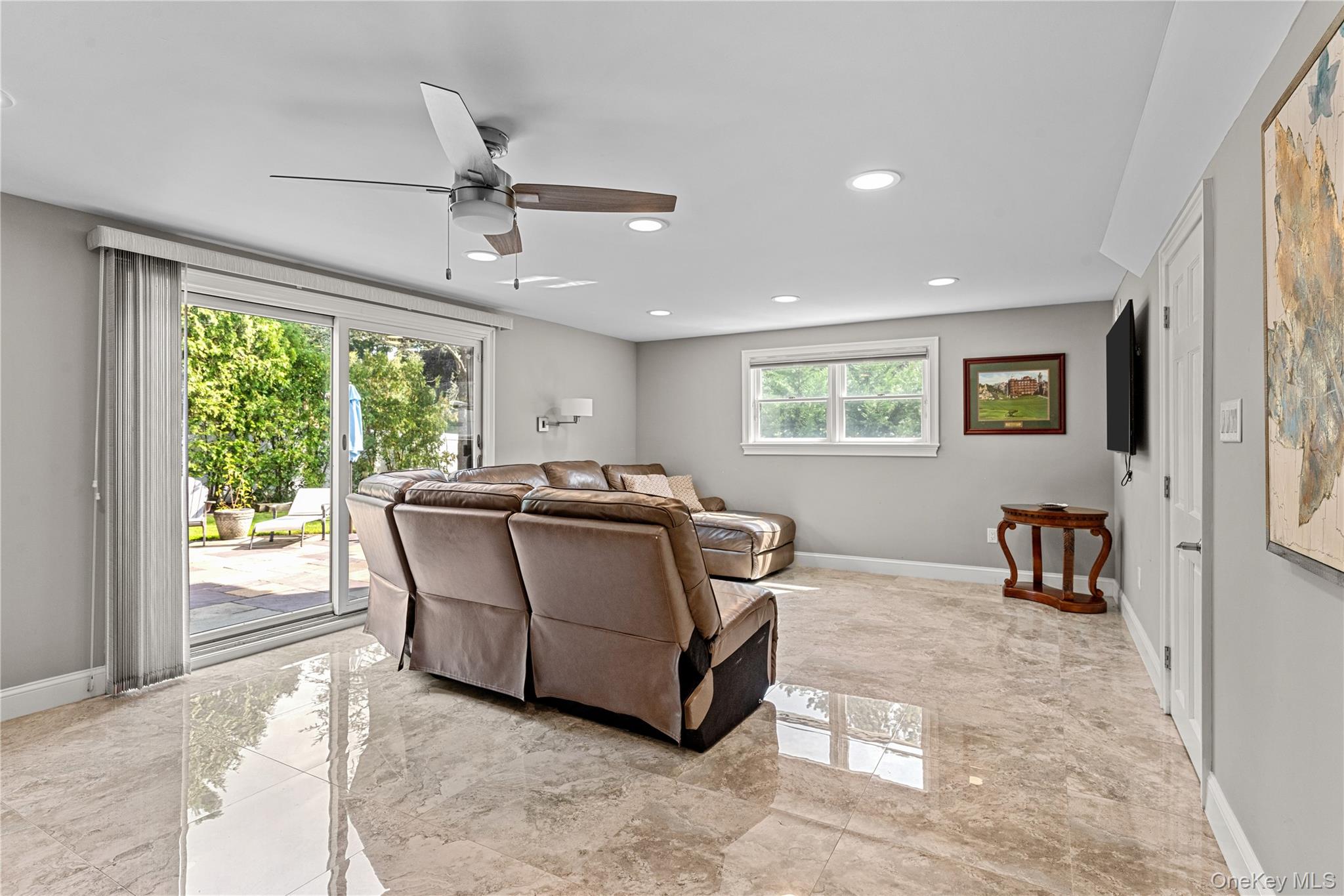 71 Roosevelt Drive Property Photo 11