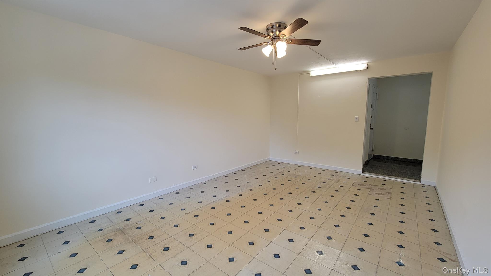 111-05 66 Avenue 1b Property Photo 6