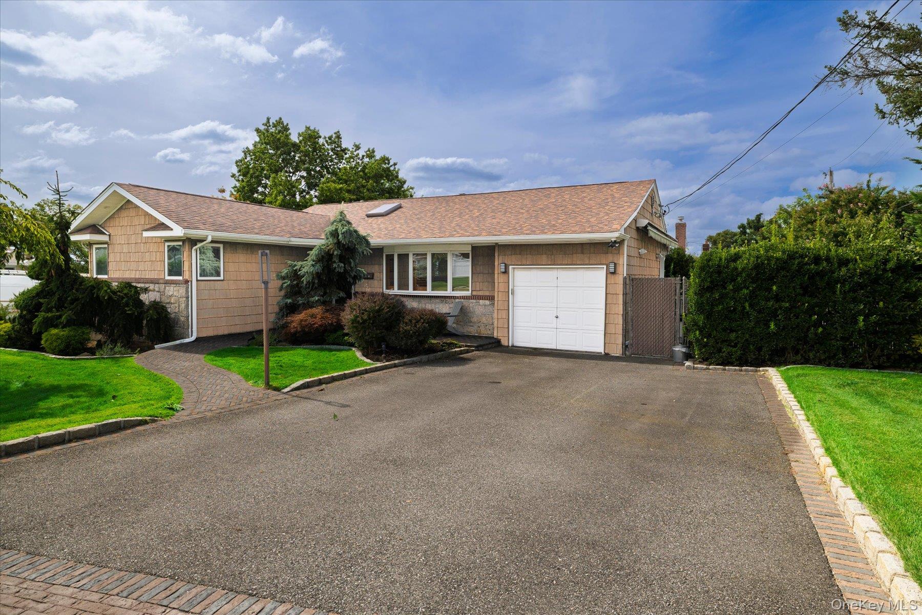 2163 Jacqueline Avenue Property Photo 1