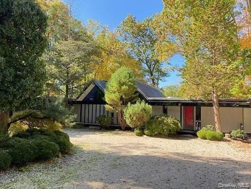 301 Roaring Brook Road Property Photo 5