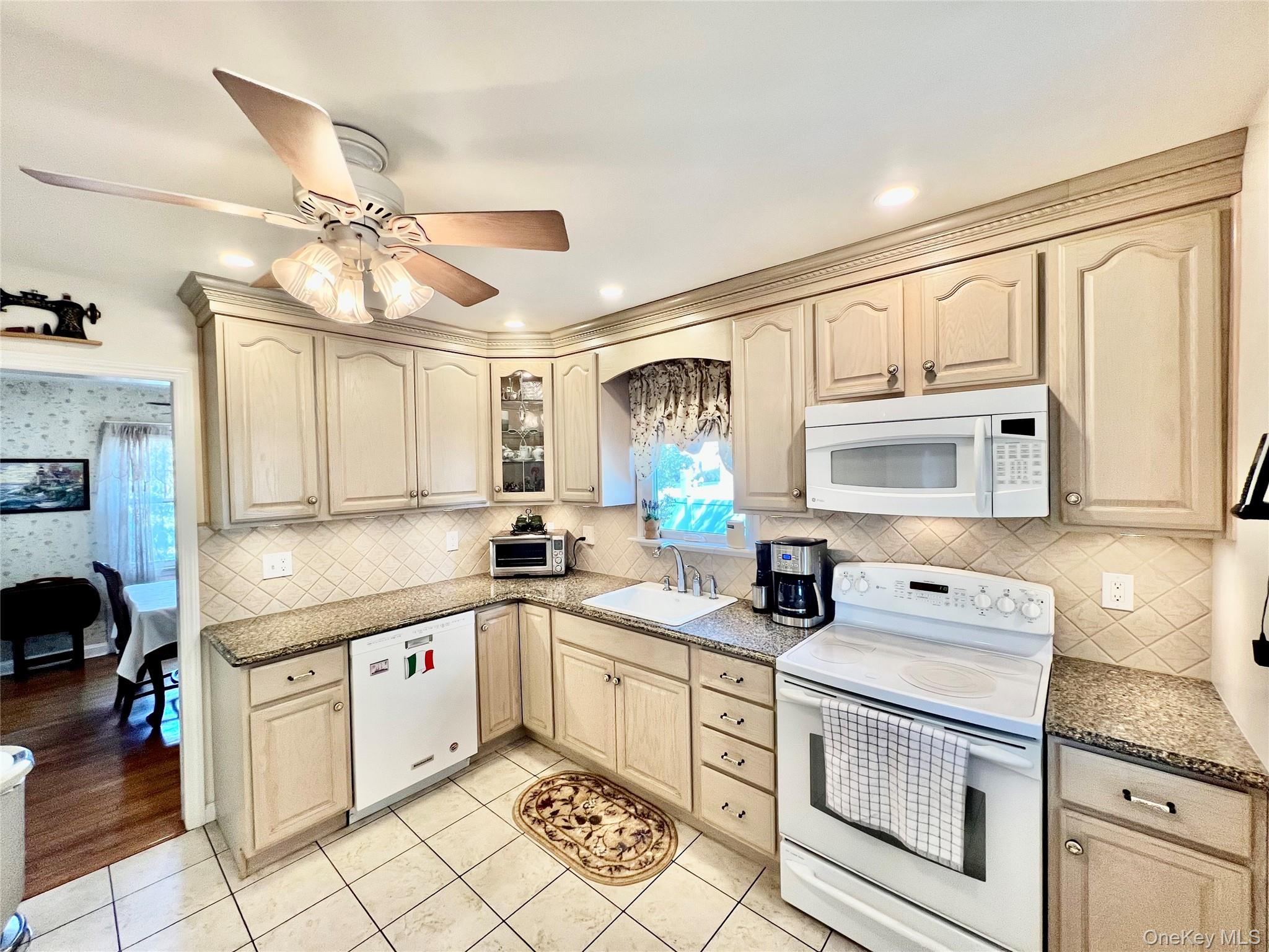 199 Claxton Avenue Property Photo 4