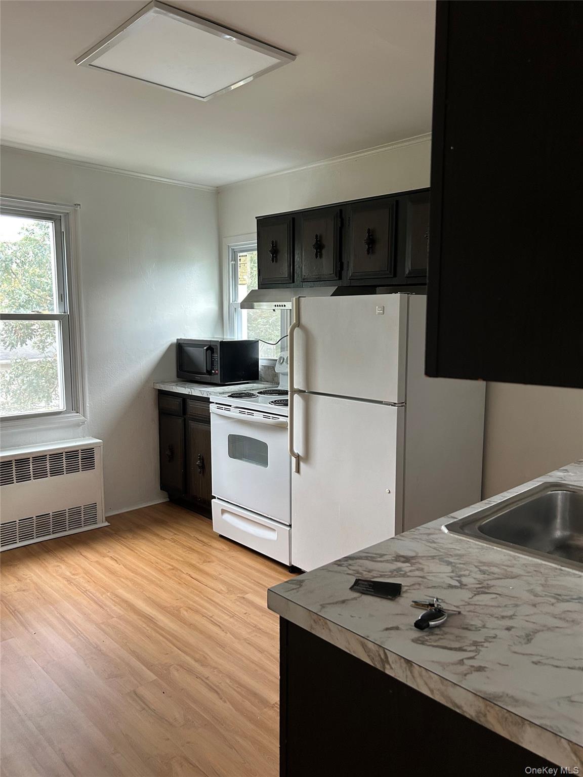1569 4th Street Property Photo 4