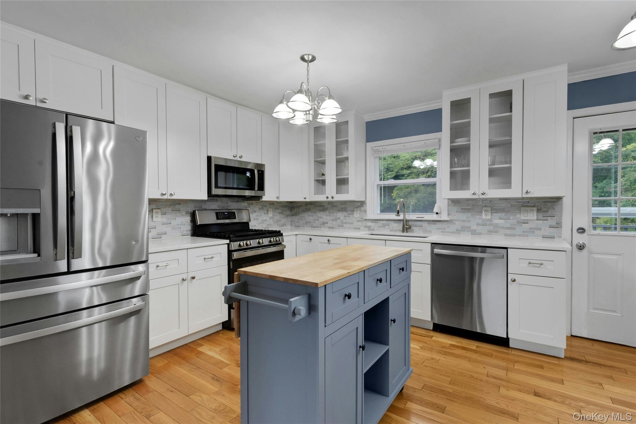 17 Hunter Street Property Photo 8