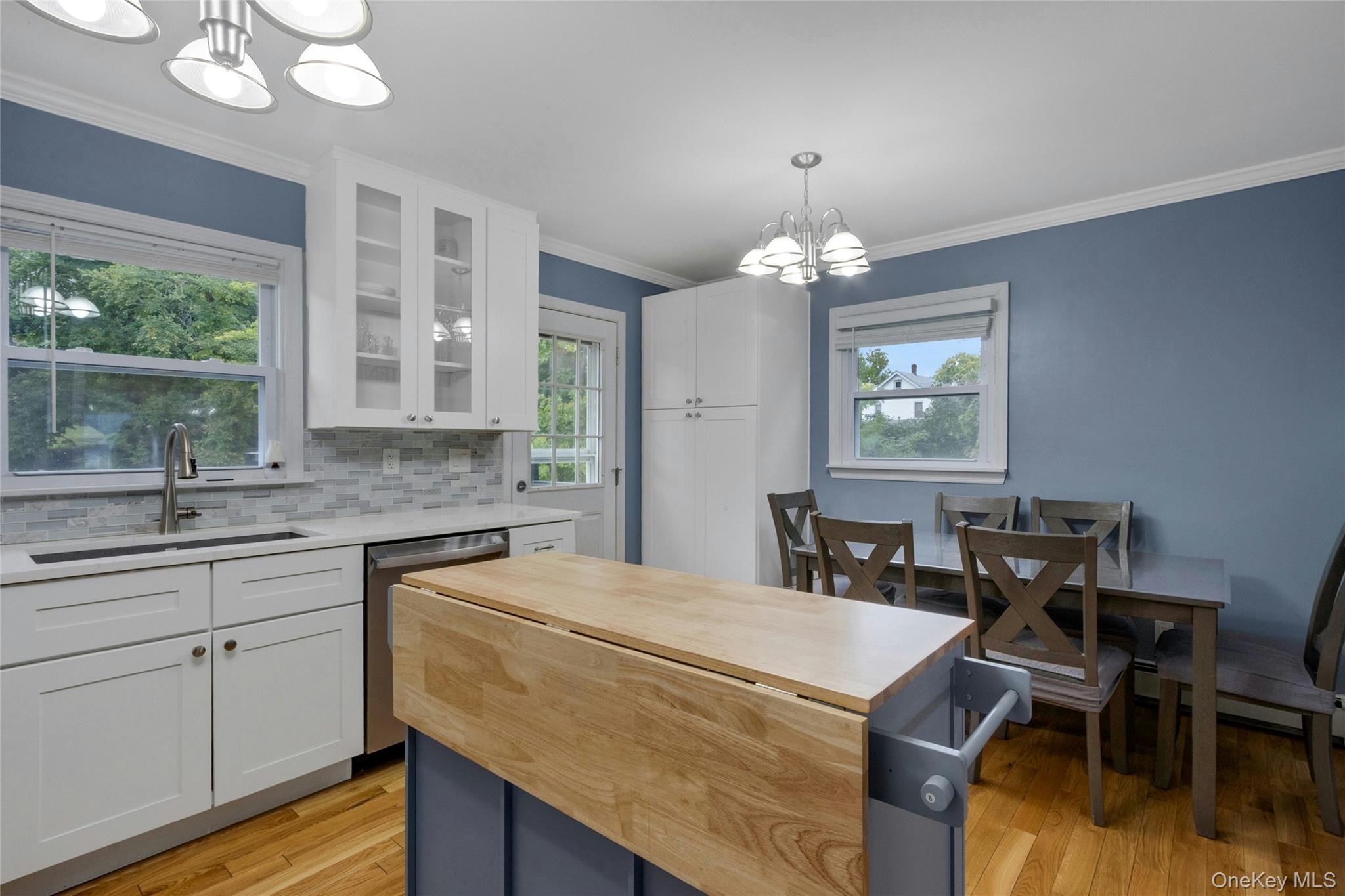 17 Hunter Street Property Photo 11