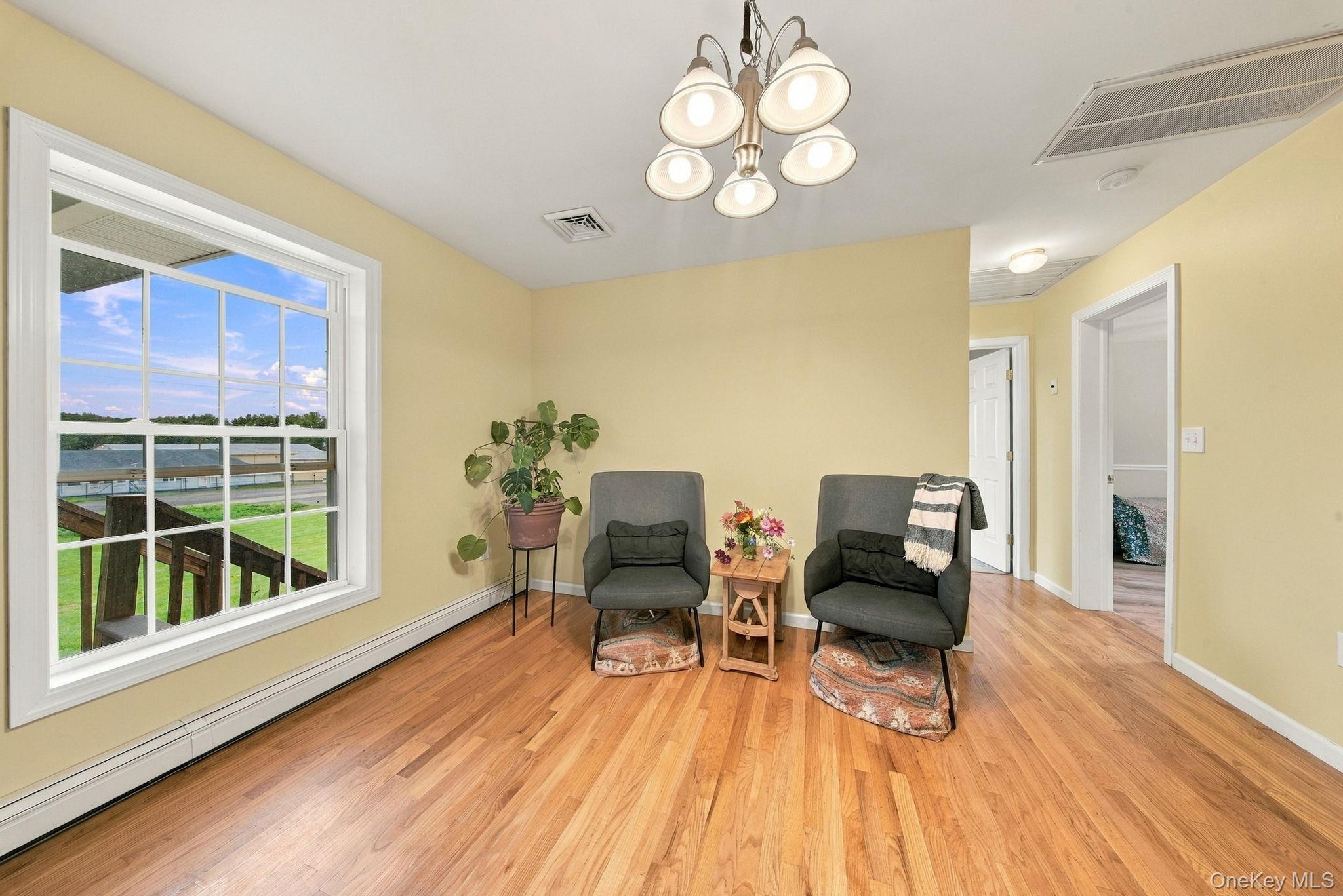 2362 Albany Post Road Property Photo 12