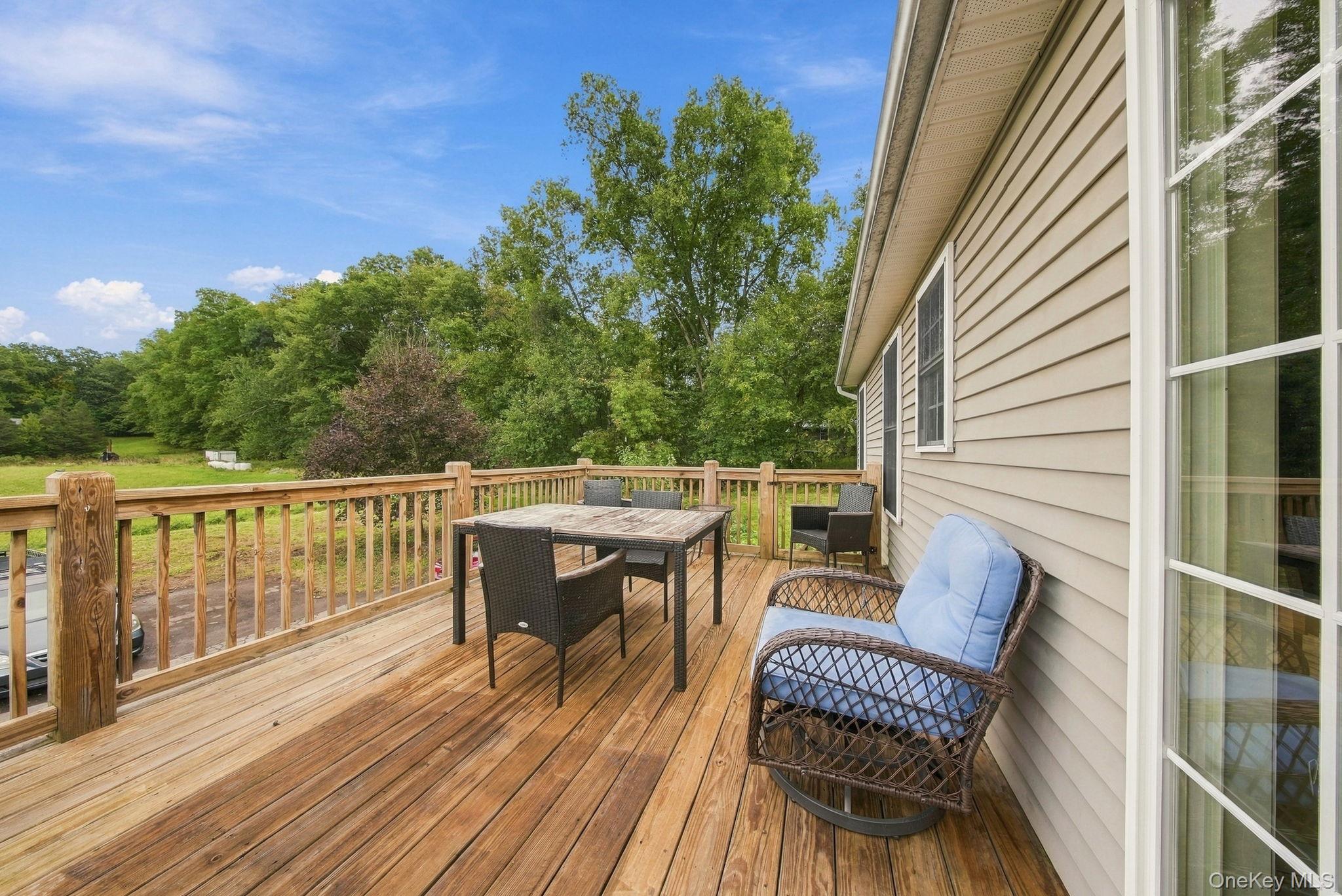 2362 Albany Post Road Property Photo 18