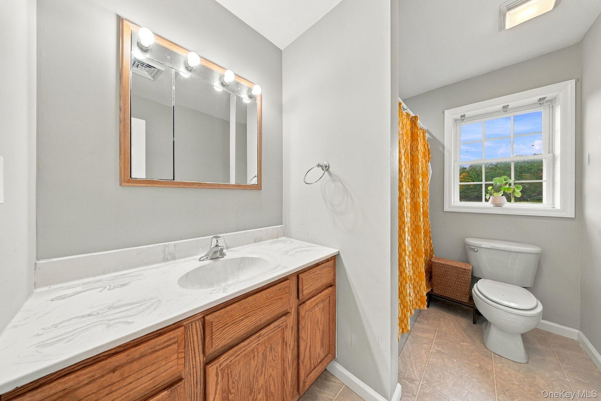 2362 Albany Post Road Property Photo 21