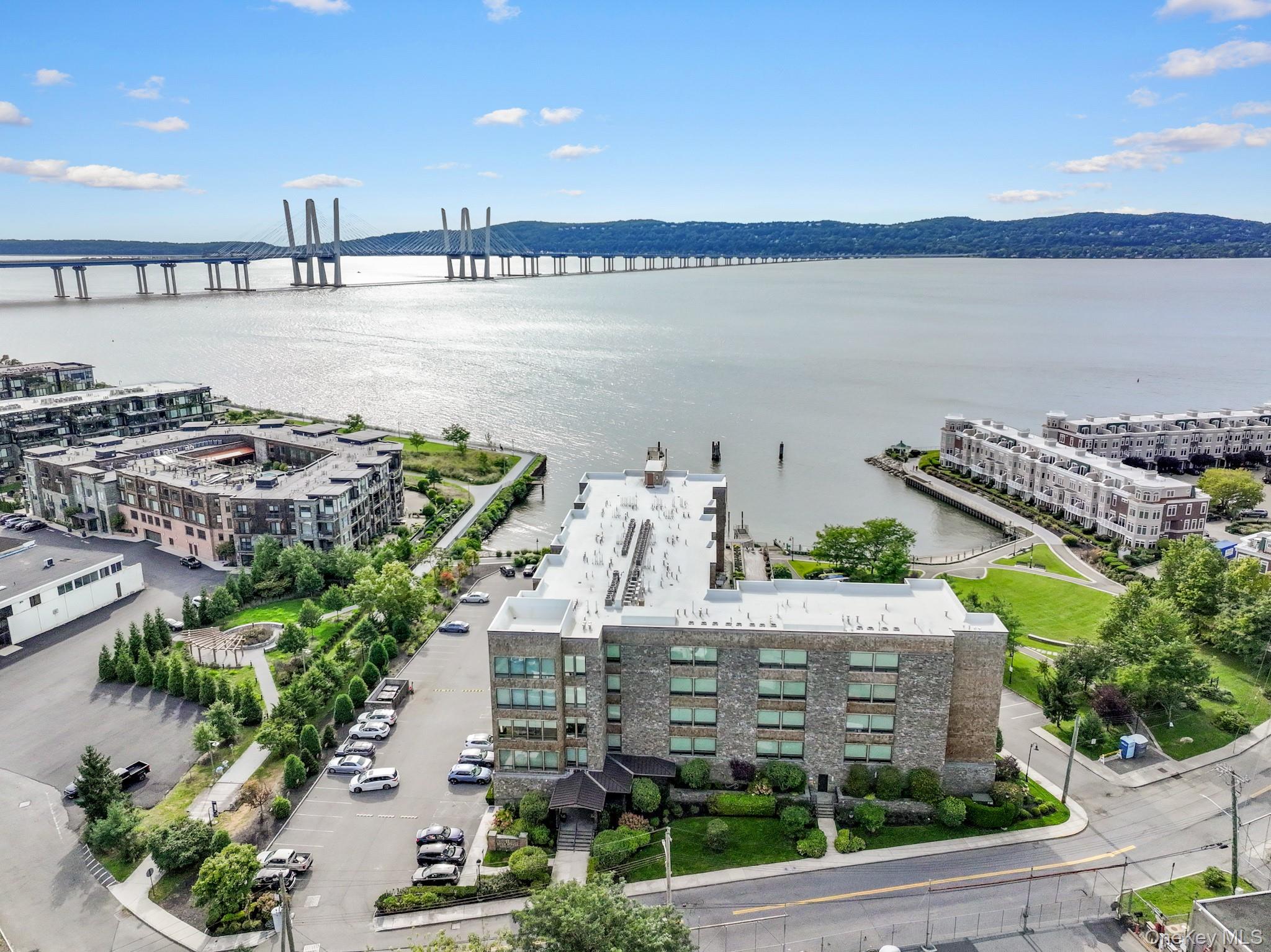 11 River Street 107 Property Photo 26