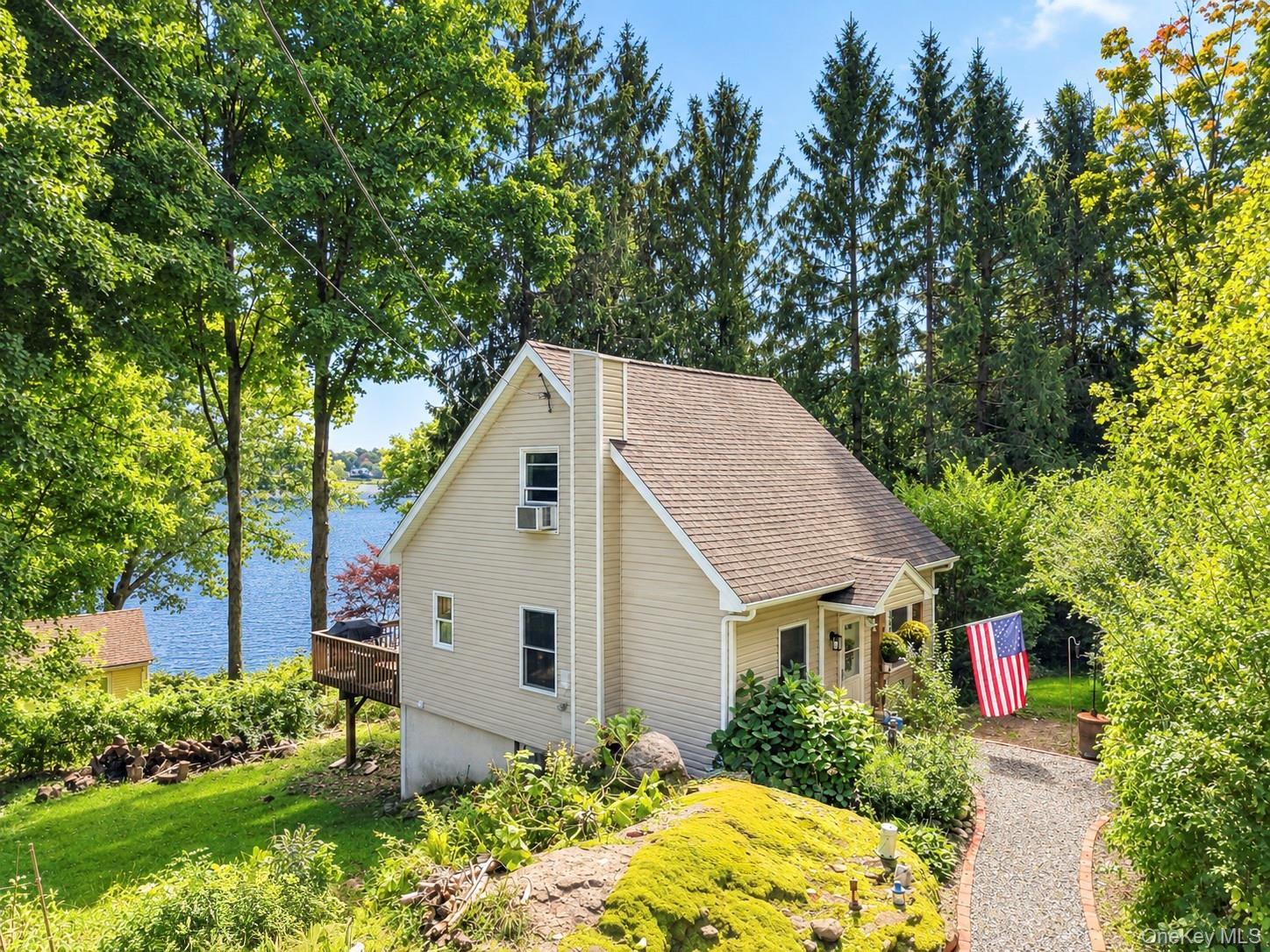 556 Route 52 Property Photo 1