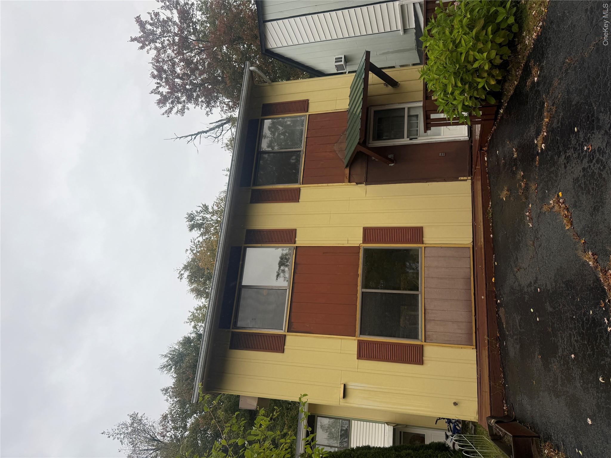 39 Robert Road Property Photo 1