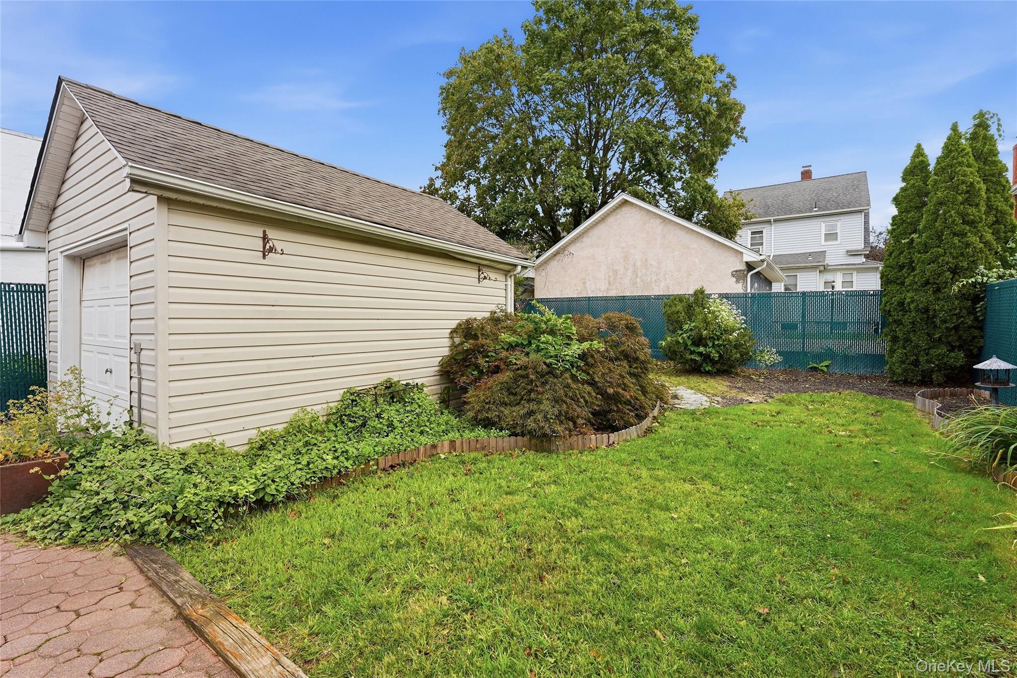 19 Catherine Avenue Property Photo 20