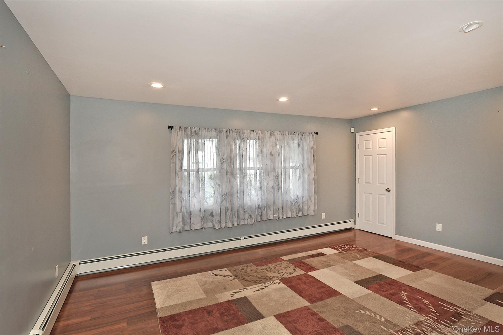 93 Abbey Lane Property Photo 10